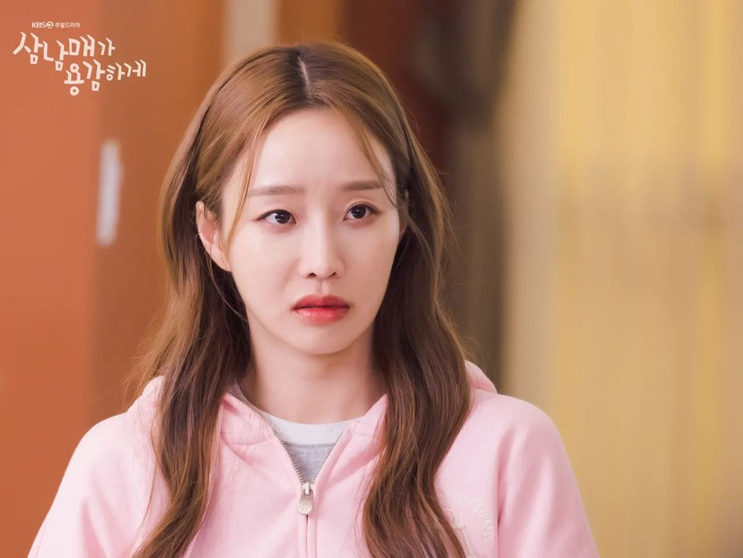 Lee Ha Na Remains Undiscouraged By Her Overbearing Future In Laws In “Three Bold Siblings”