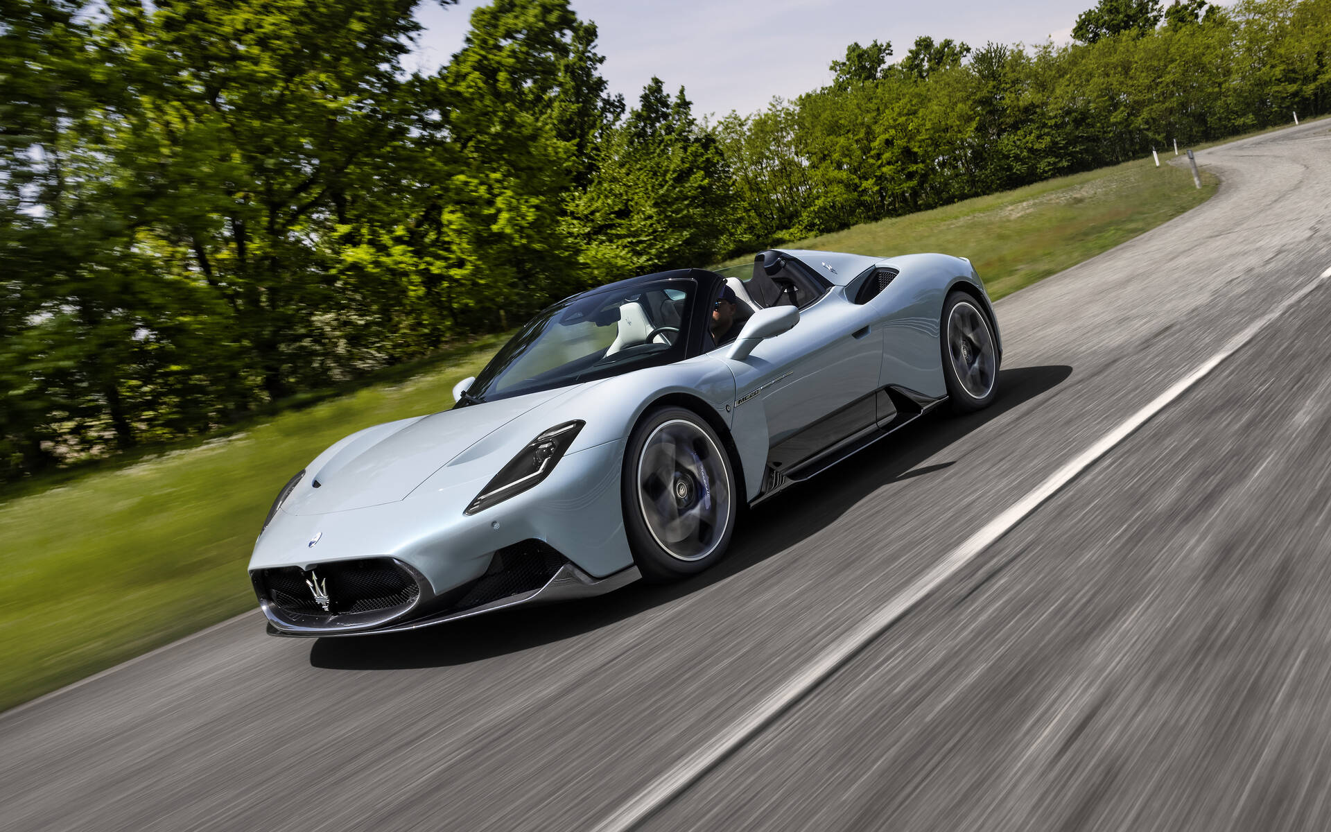 Maserati MC20 Cielo Roadster Opens Up New Horizons Car Guide