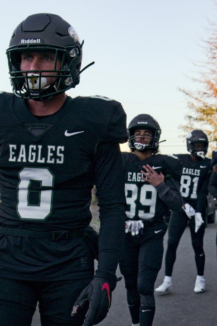 Watch Last Chance U Season 5 With Laney Football. Football, College football players, Watch football