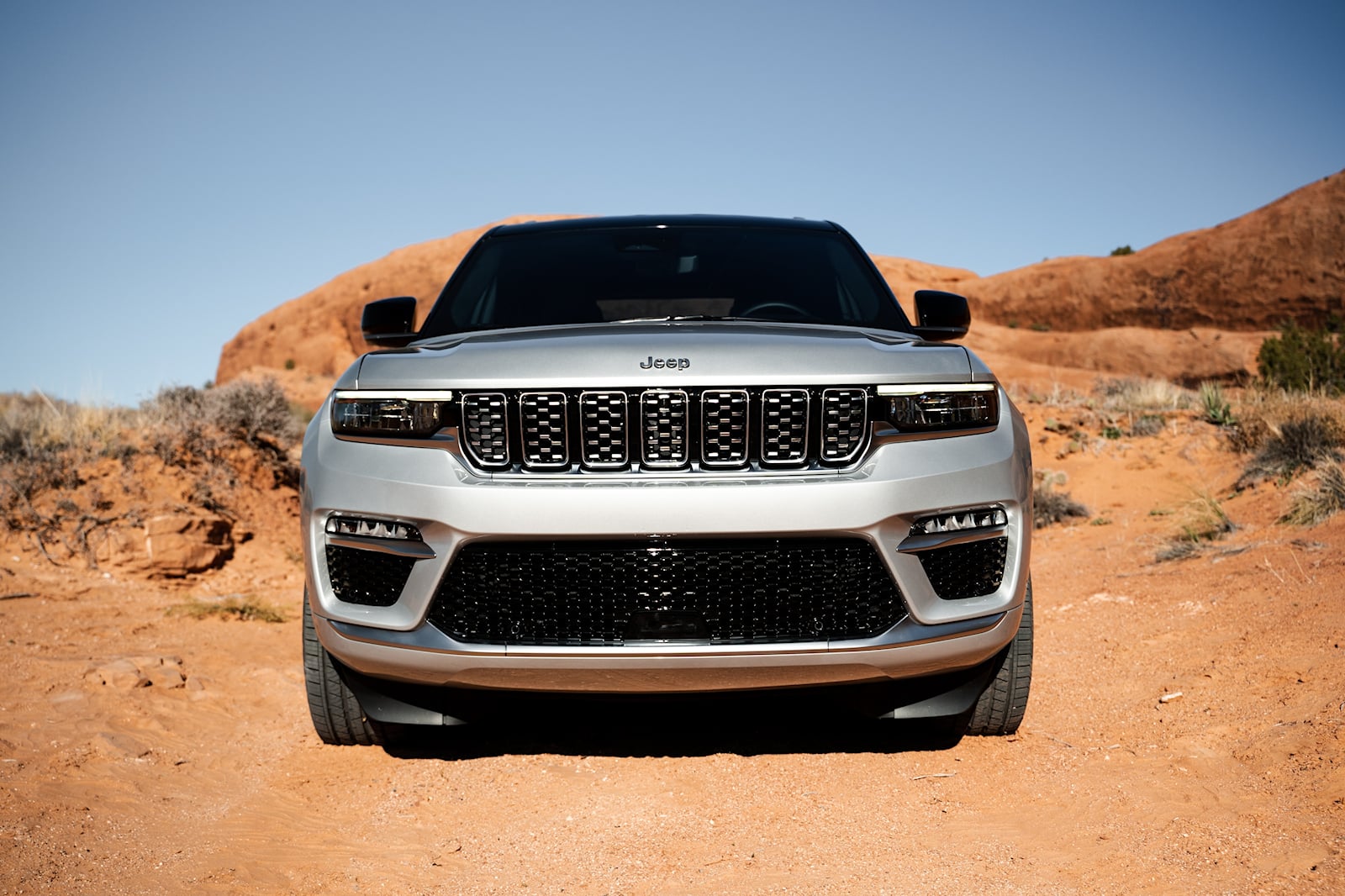 2023 Jeep Grand Cherokee Exterior Photo