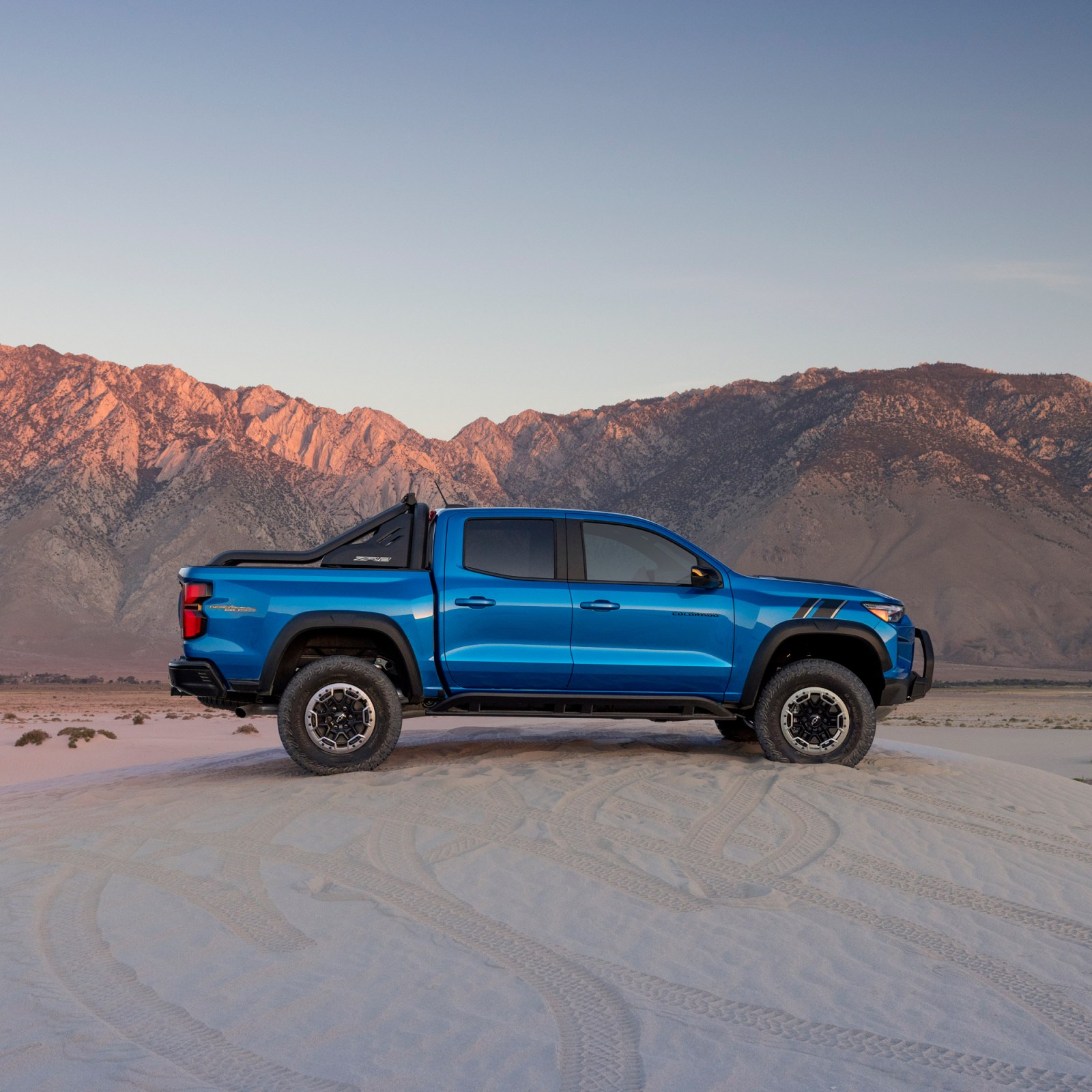 2023 Chevrolet Colorado Goes All In On Turbo Power, High Tech Features