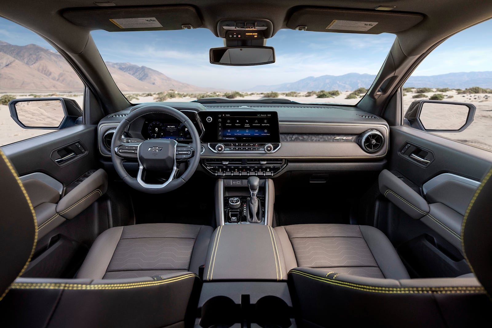 2023 Chevrolet Colorado Interior Photo