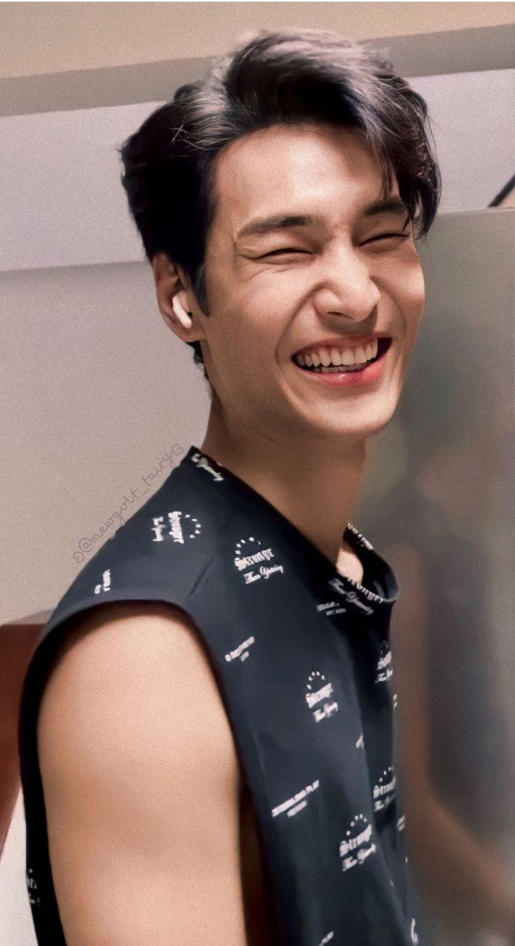 Apo Nattawin Wattanagitiphat✨