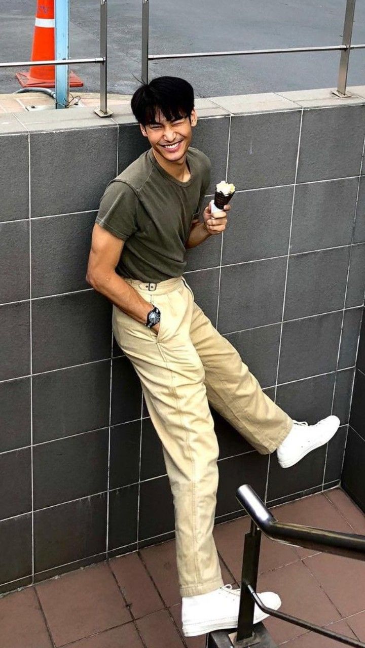 apo nattawin. Thailand, Gambar pacar, Pria tampan