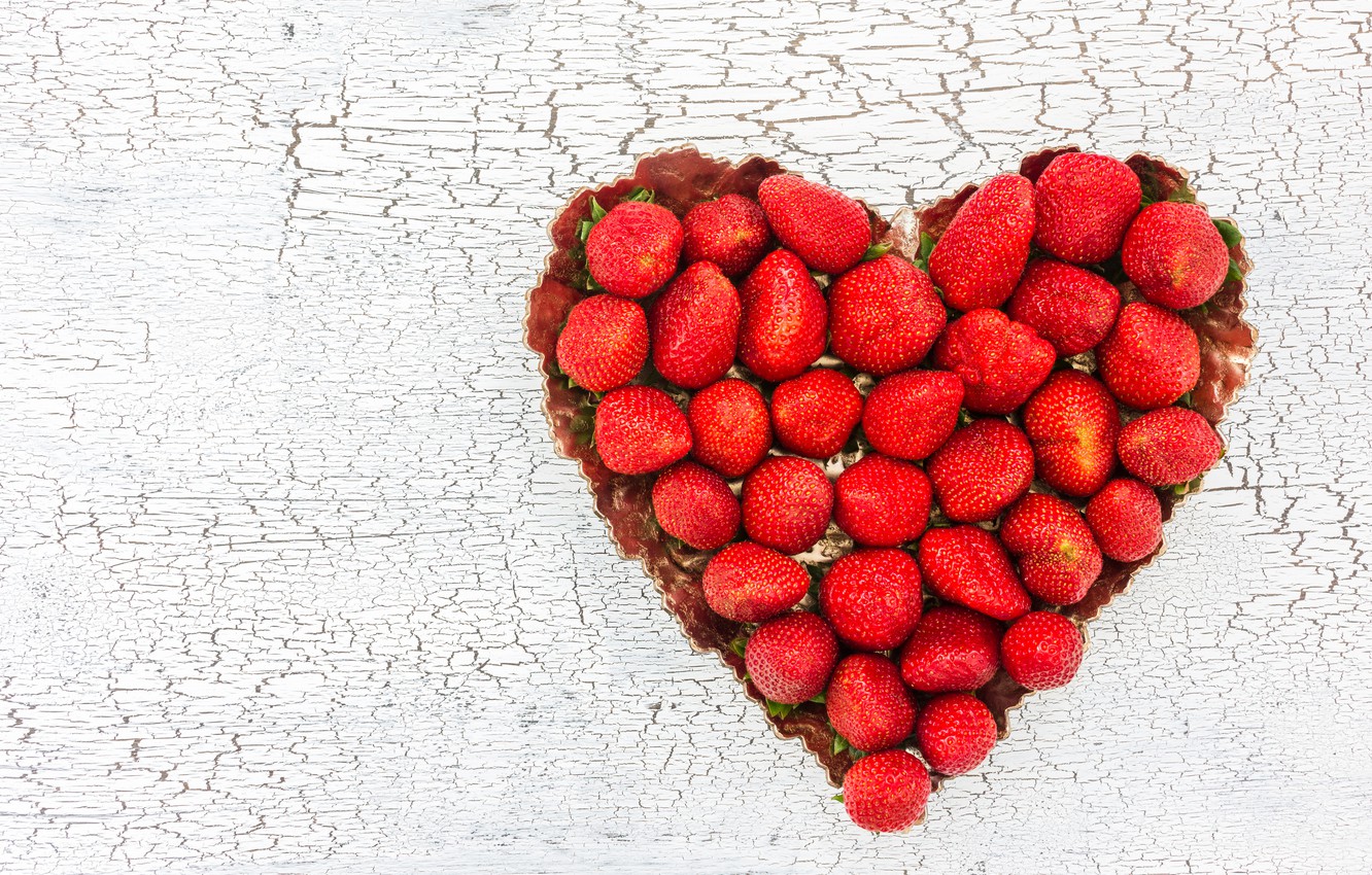 Wallpaper love, berries, heart, strawberry, red, love, fresh, romantic, hearts, strawberry, valentine, berries image for desktop, section настроения