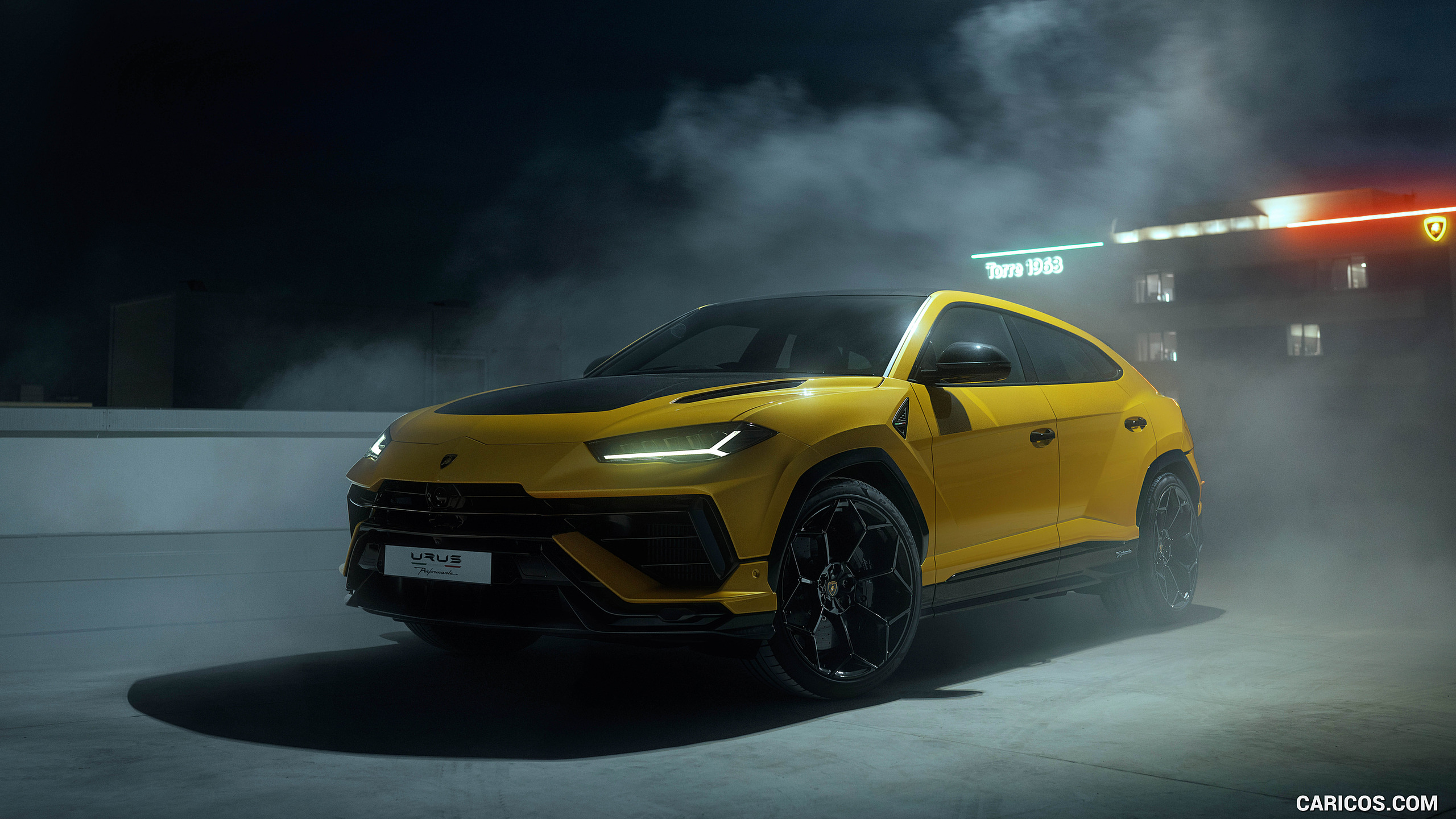 2023 Lamborghini Urus Performante Three Quarter