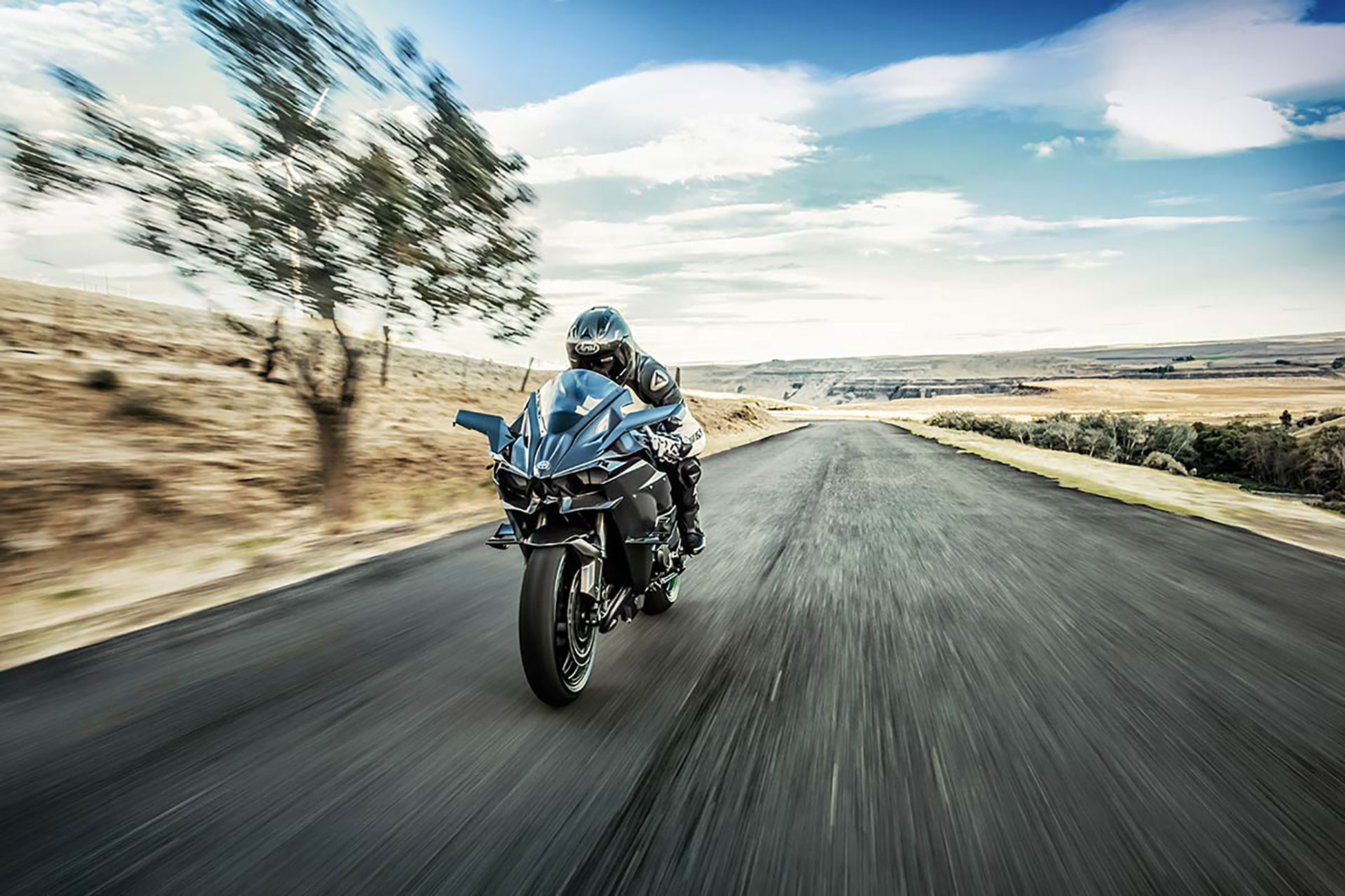 New 2023 Kawasaki Ninja H2 R, Belvidere IL. Specs, Price, Photo. Mirror Coated Matte Spark Black