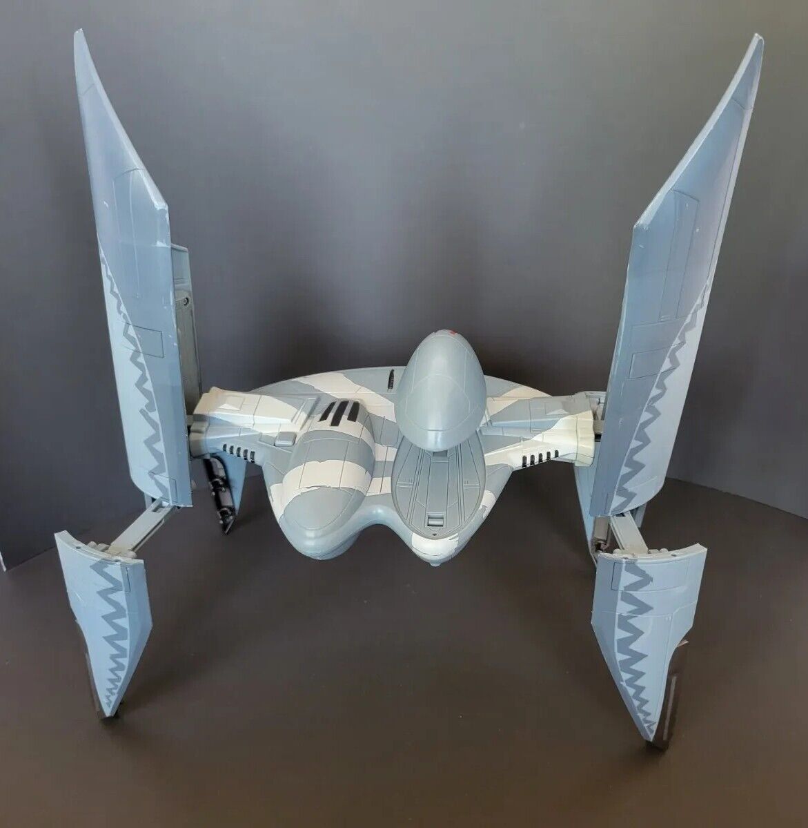 Star Wars Clone Wars Hyena Bomber Starfighter Vulture Droid Hasbro 2010