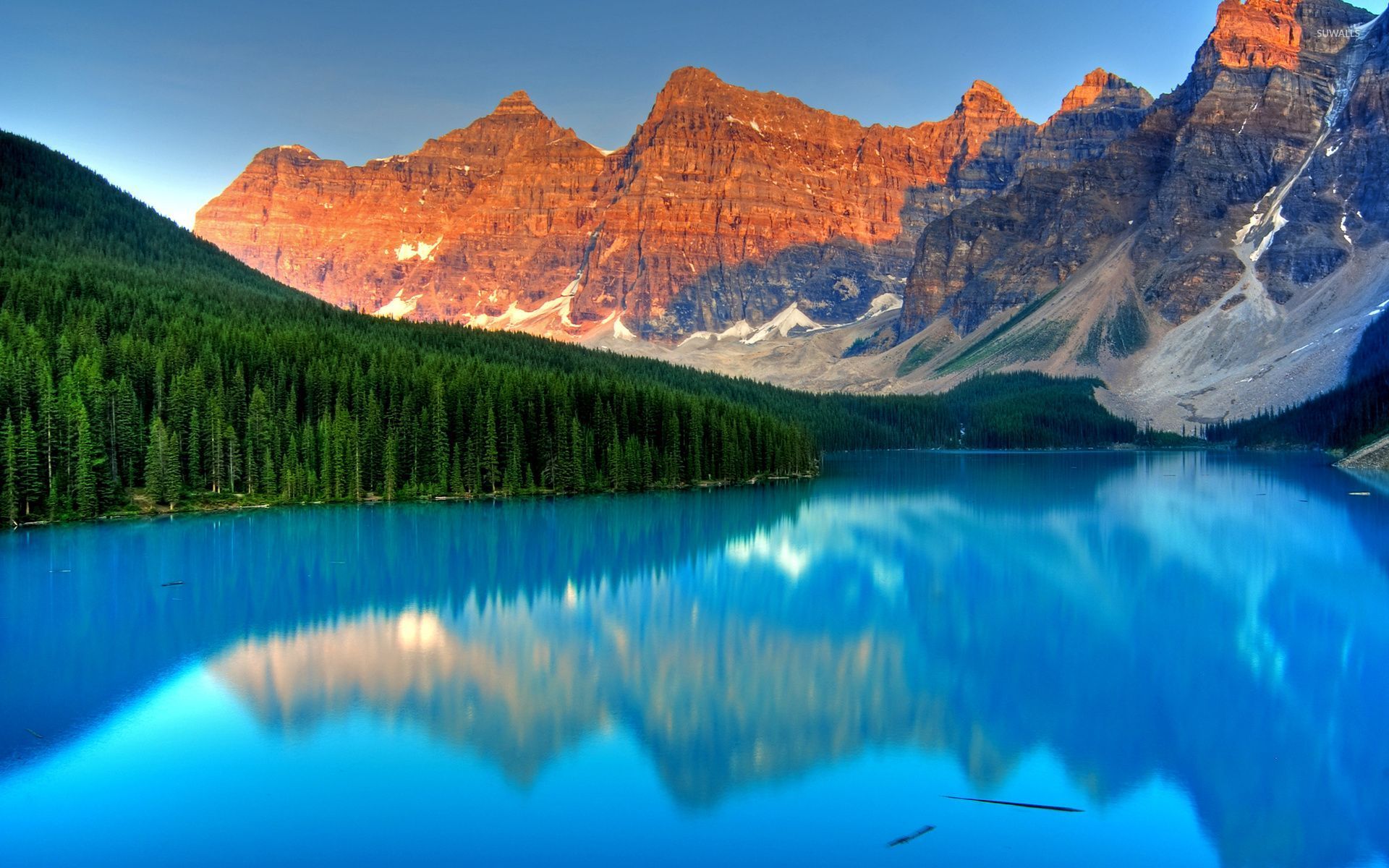 Beautiful blue clear water in Moraine Lake wallpaper wallpaper