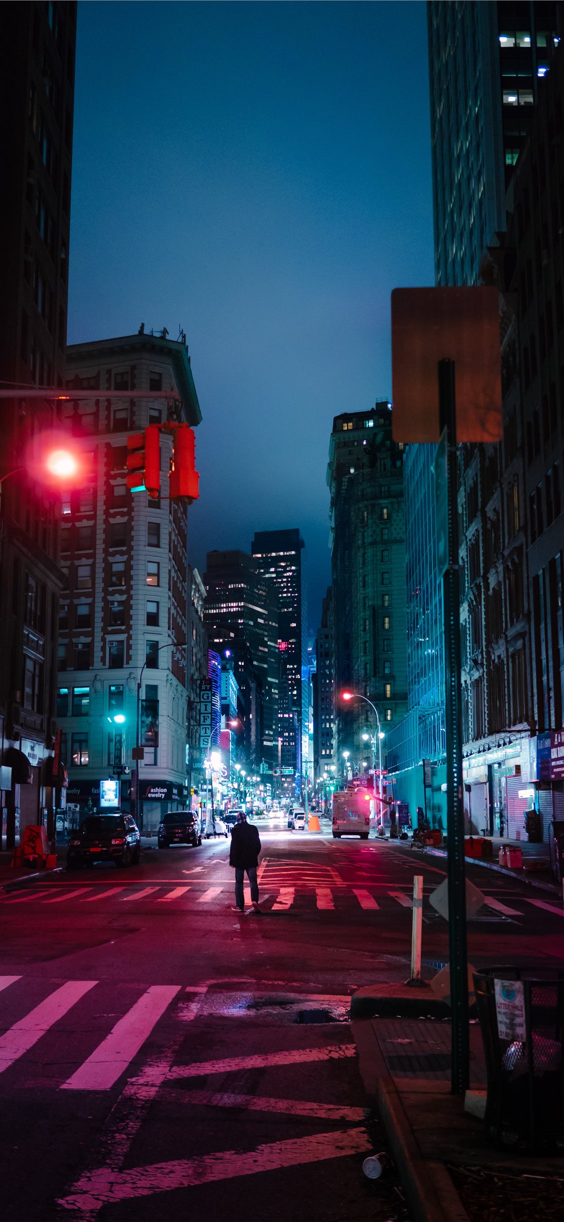 West 30th Street New York United States iPhone Wallpaper Free Download