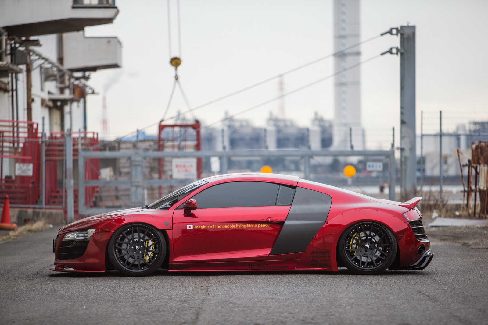 Liberty Walk Widen The First Gen Audi R8