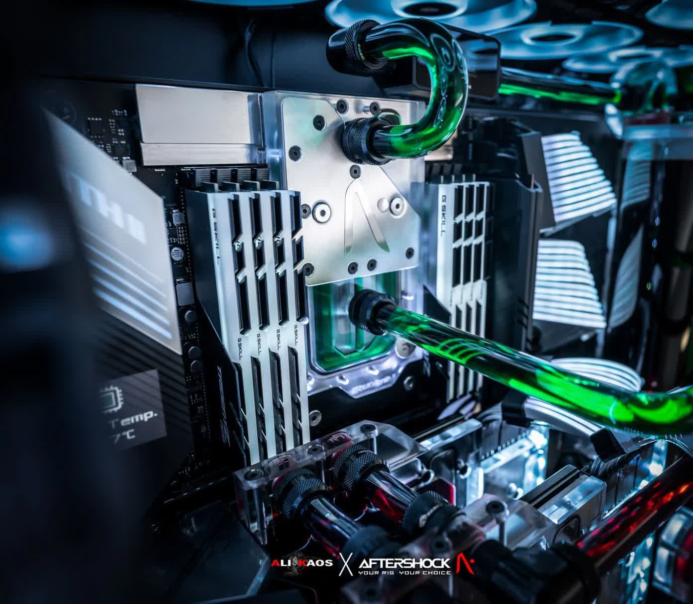 This $000 custom PC features two RTX 3090 cards, an AMD 3990X Threadripper, and 128GB RAM
