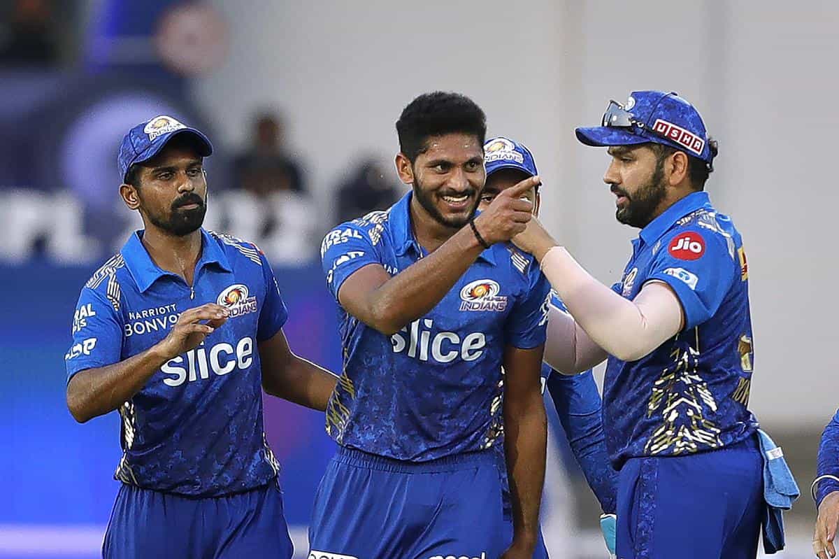 IPL Auction 2023 MI Live update: Mumbai Indians captain, retained player, Squad, batting & bowling coach