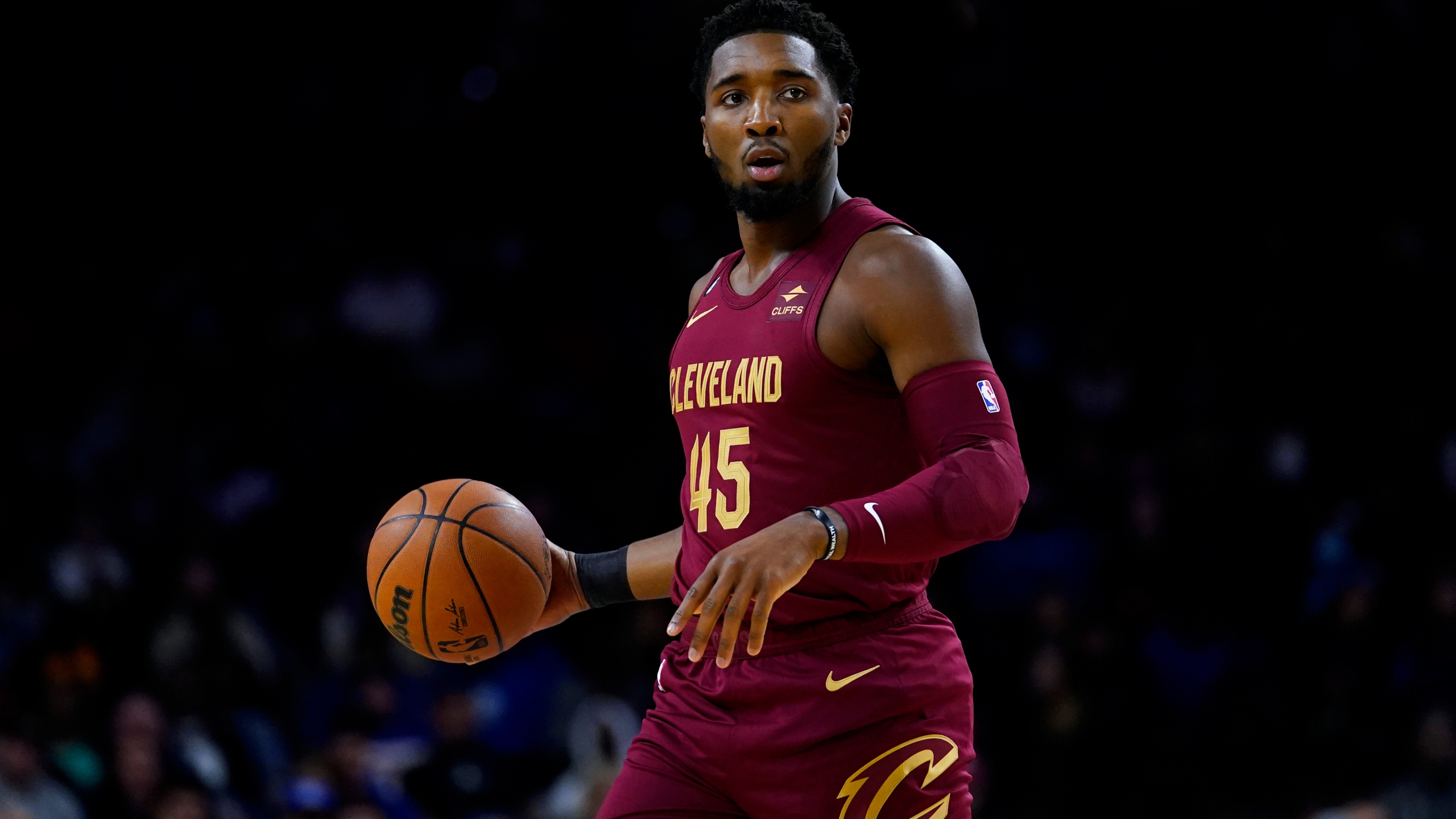 Cleveland Cavaliers' prized acquisition Donovan Mitchell debuts in preseason opener