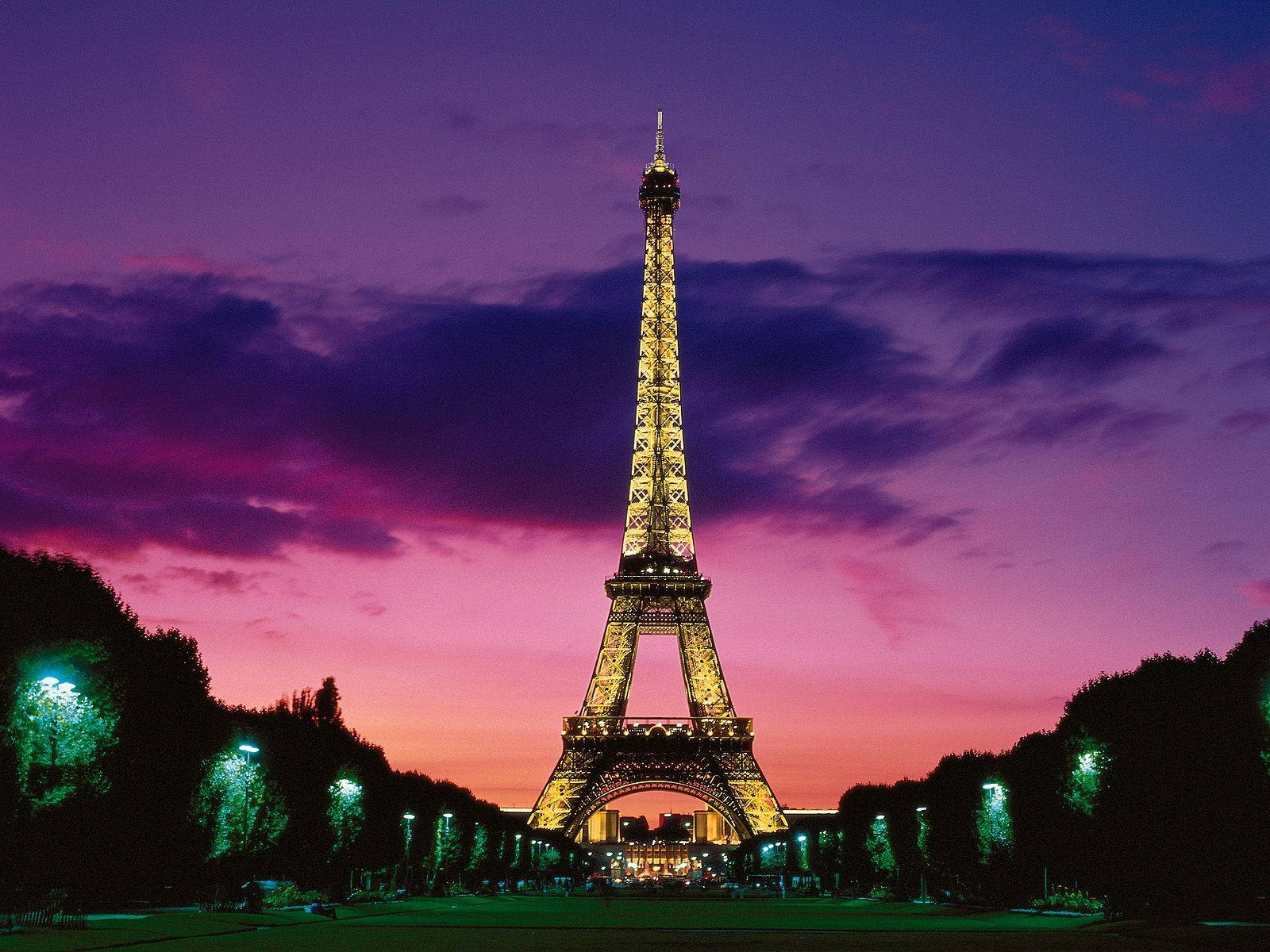 Download Glowing Eiffel Tower Paris Wallpaper