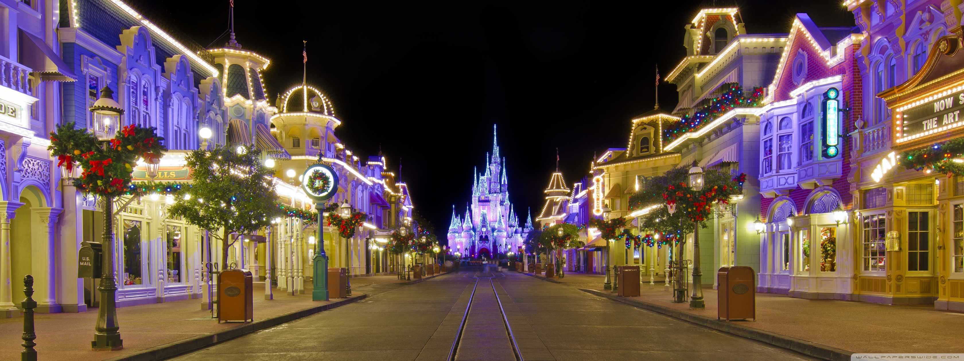 Disney Winter Holidays Ultra HD Desktop Background Wallpaper for 4K UHD TV, Multi Display, Dual Monitor, Tablet