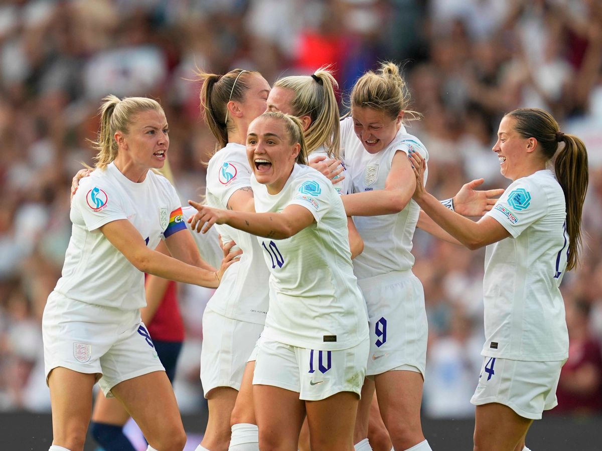 Why England are wearing red socks with home kit against Northern Ireland at Women's Euro 2022