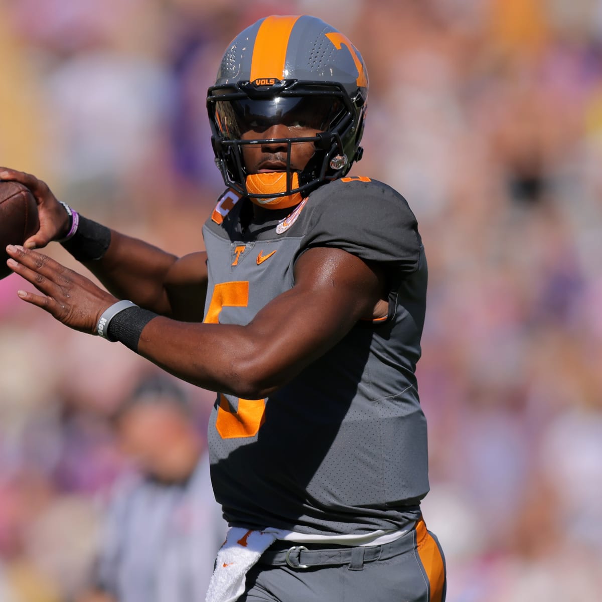 Tennessee Quarterback Hendon Hooker Makes Ridiculous Touchdown Throw Spun: What's Trending In The Sports World Today