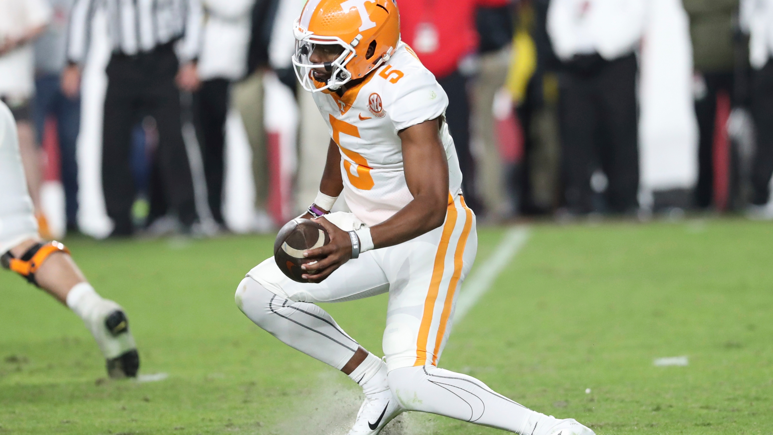 Tennessee QB Hendon Hooker Done For Season With Knee Injury. Eyewitness News (WEHT WTVW)
