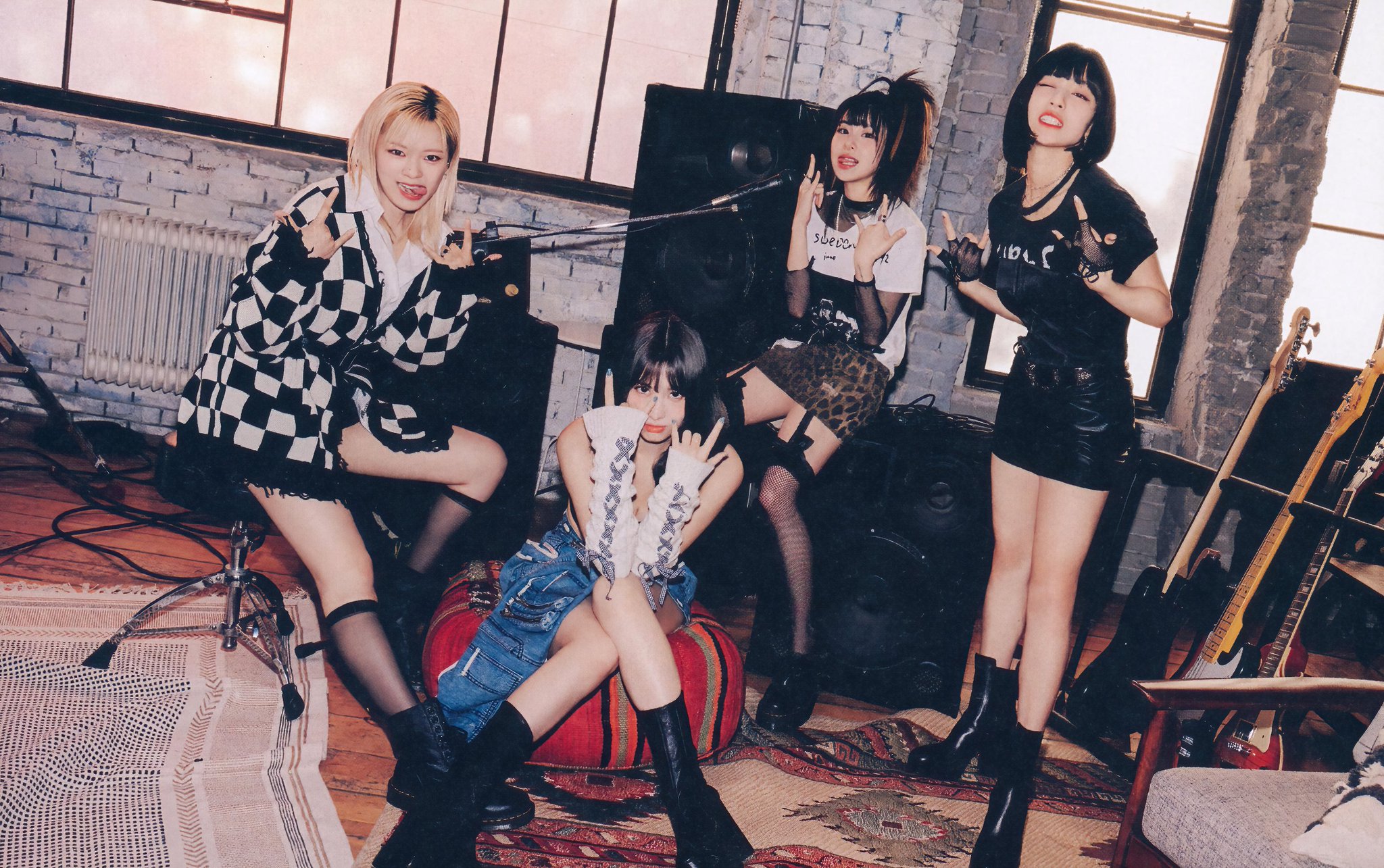 Twice 2023 Season's Greetings 'Secret Life (JYP Ent) Wallpaper