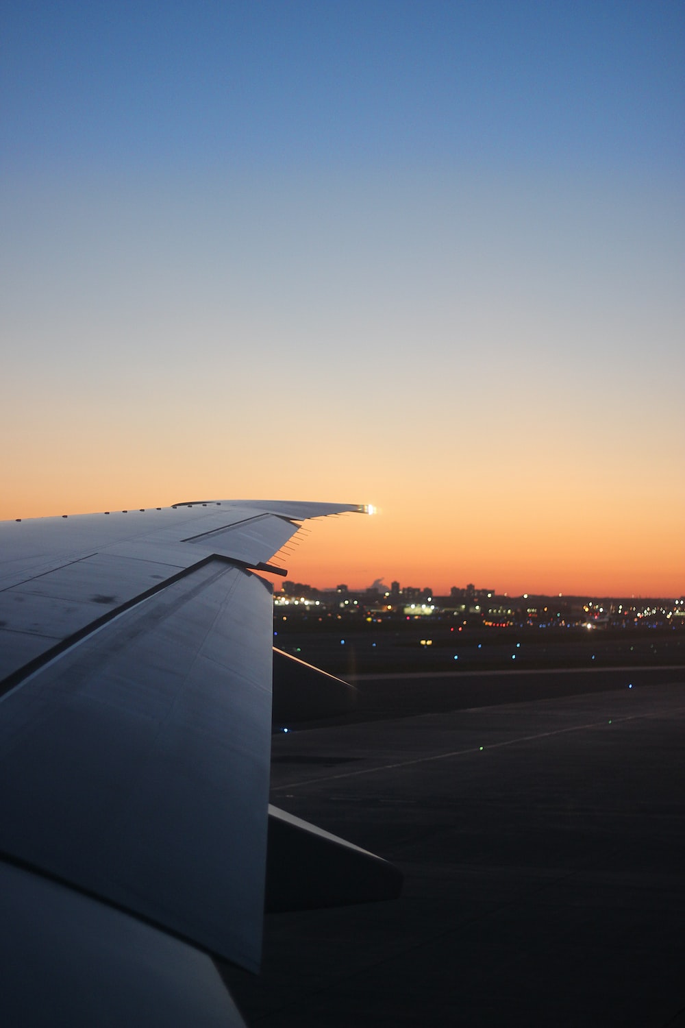 Airport Aesthetic Wallpapers - Wallpaper Cave