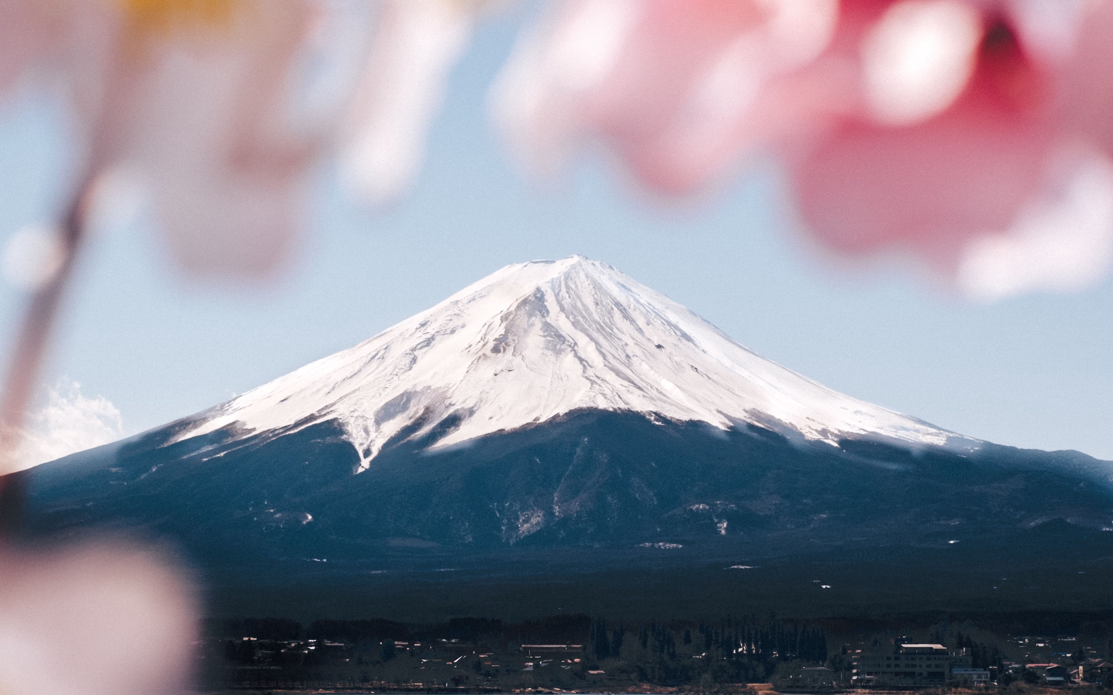 Download wallpaper 3840x2400 mountain, volcano, top, fuji, japan 4k ultra HD 16:10 HD background