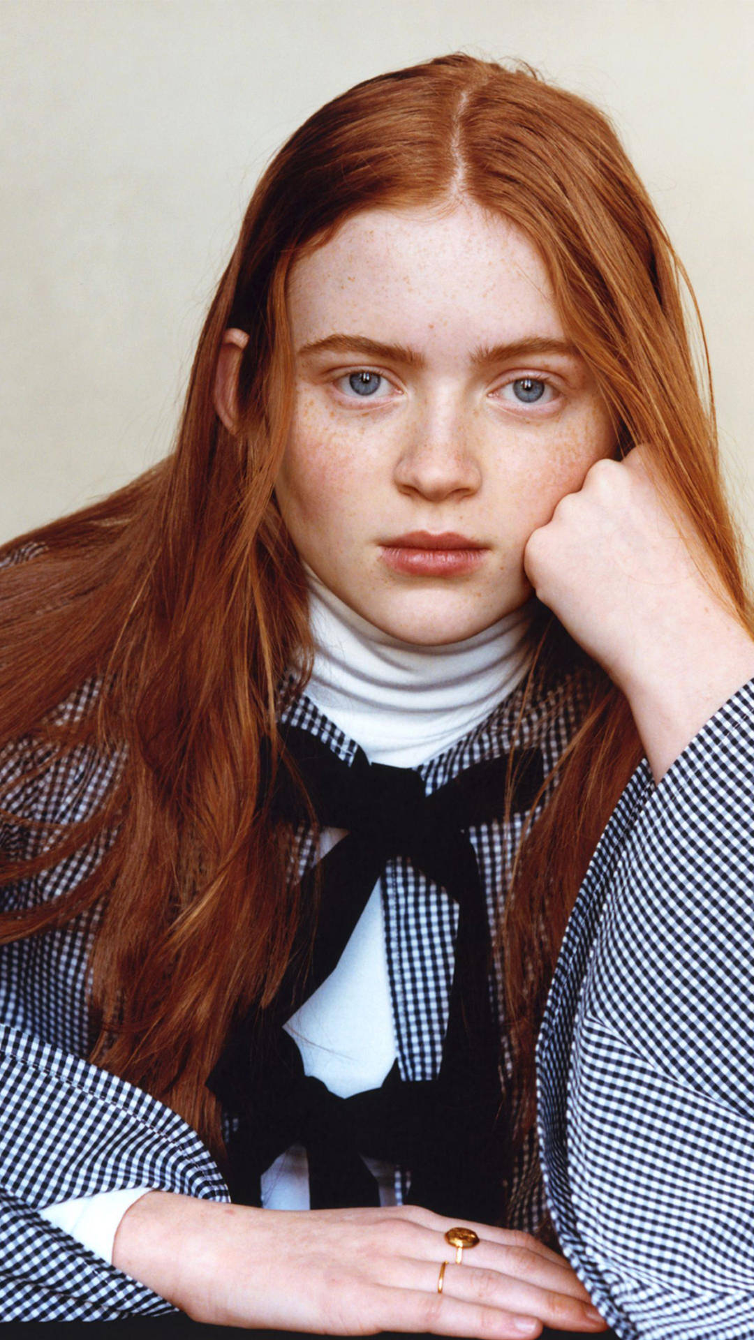Download Sadie Sink Without Makeup Wallpaper