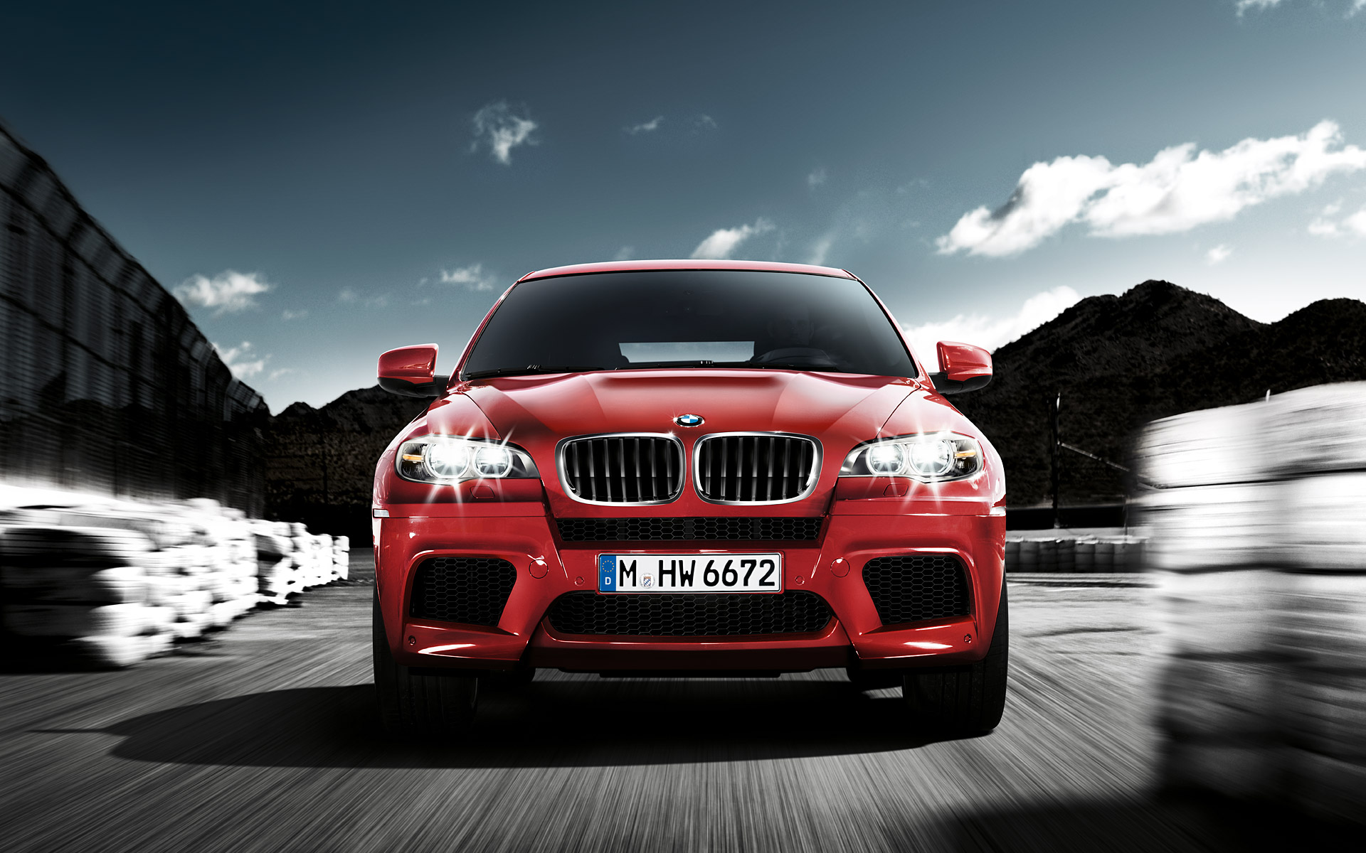 Wallpaper: 2013 BMW X6 and 2013 BMW X6 M Facelifts