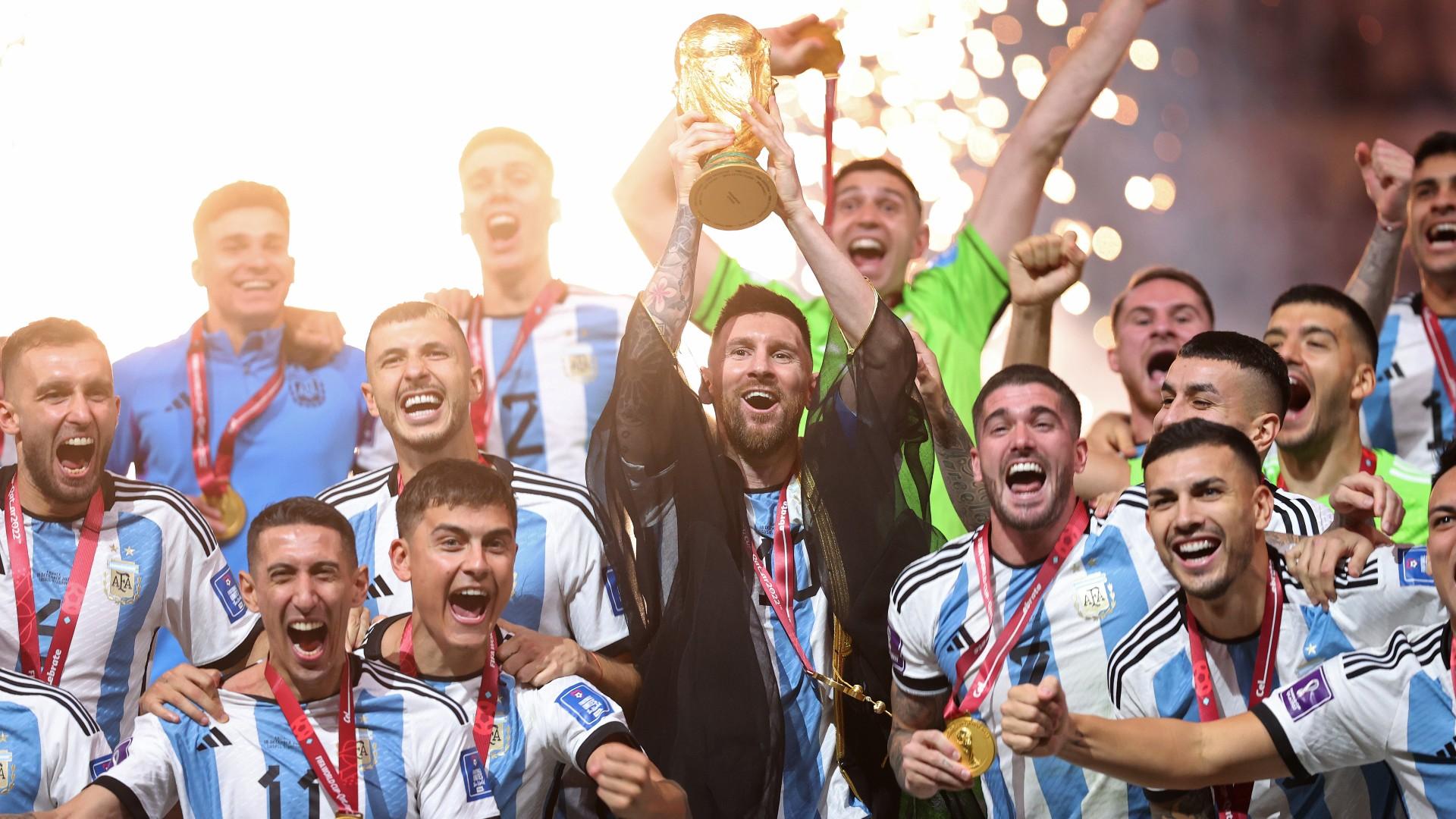 Messi Lifting The World Cup Wallpapers Wallpaper Cave