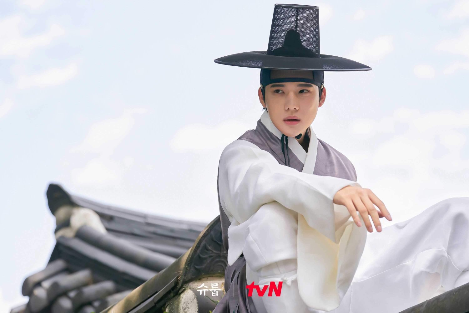Photos New Stills Added for the Korean Drama 'Under the Queen's Umbrella' HanCinema