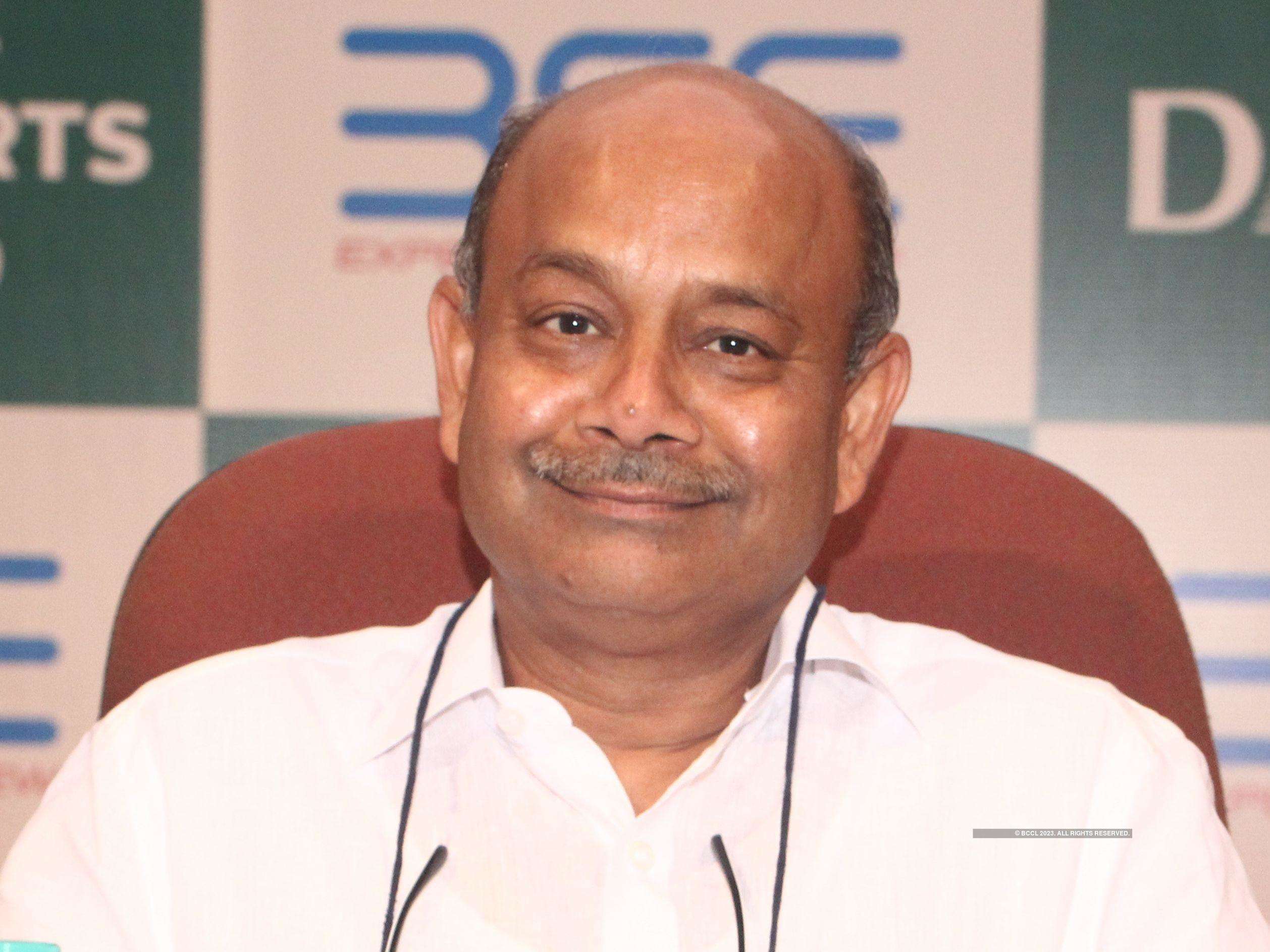 Radhakishan Damani: D Mart Owner RK Damani Breaks Into List Of World's Richest People Economic Times