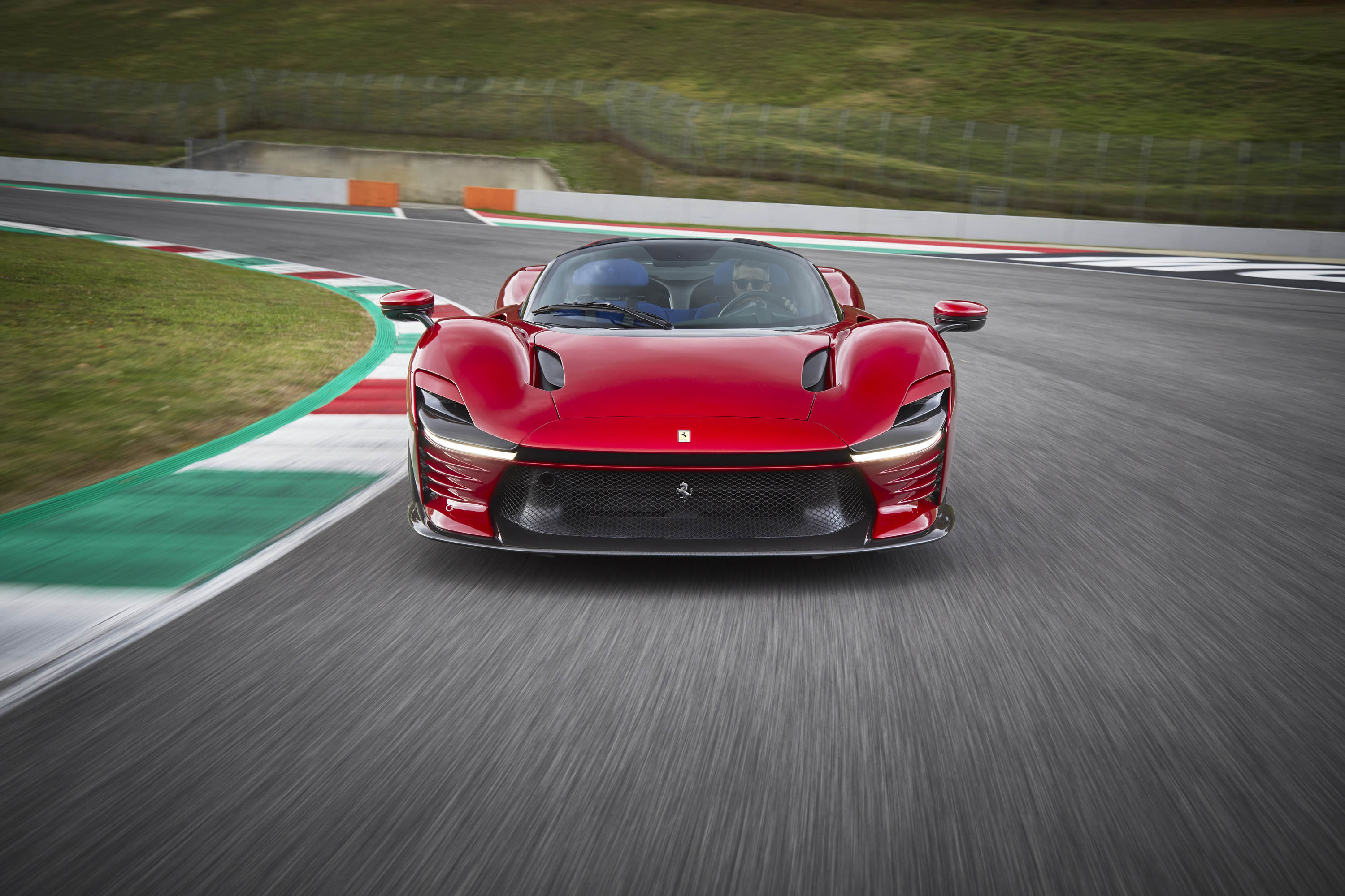 Ferrari Daytona SP3 (2022) 1 of 6