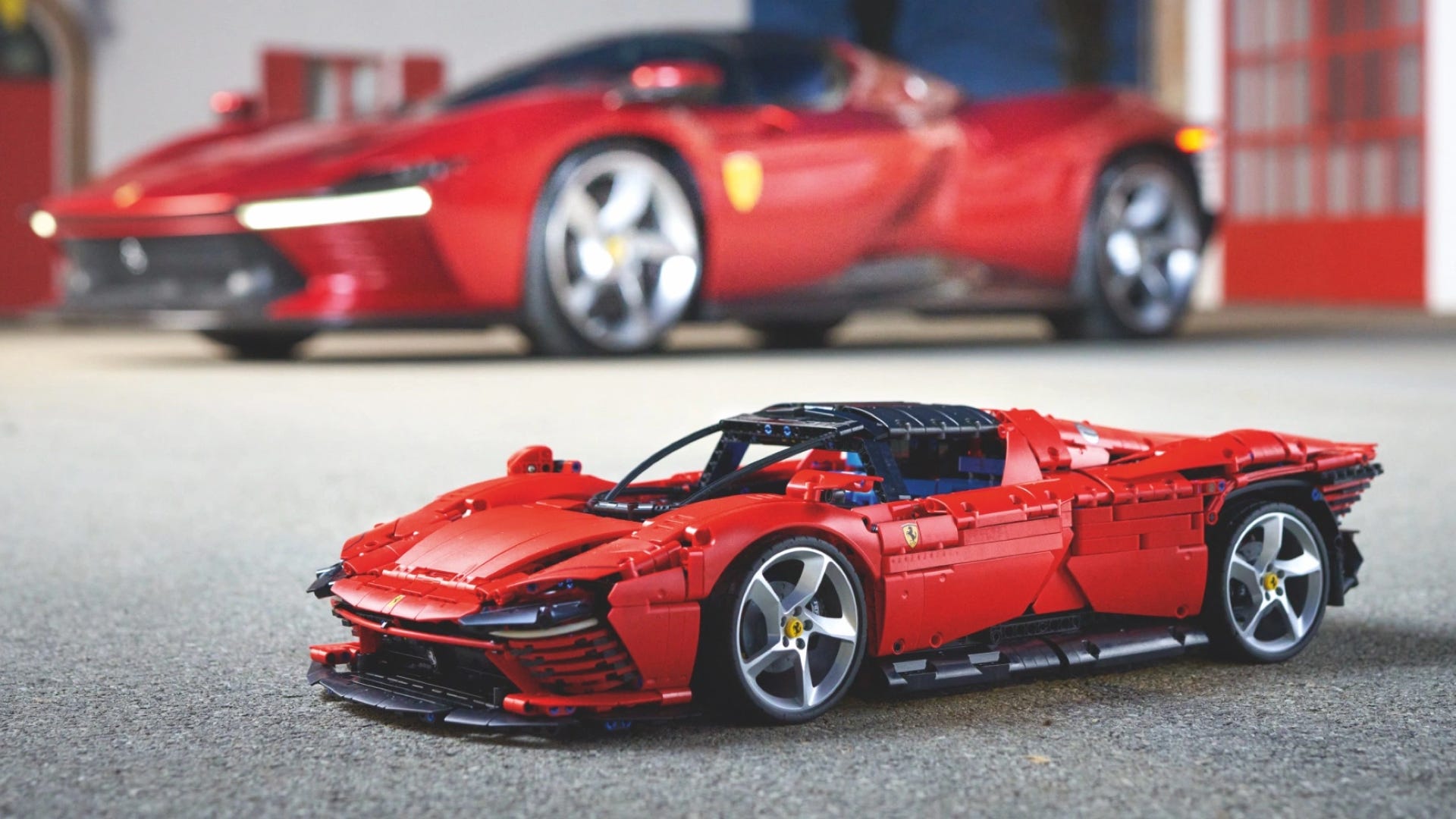 The LEGO Ferrari Daytona SP3 Set Gets a Sweet Designer Video