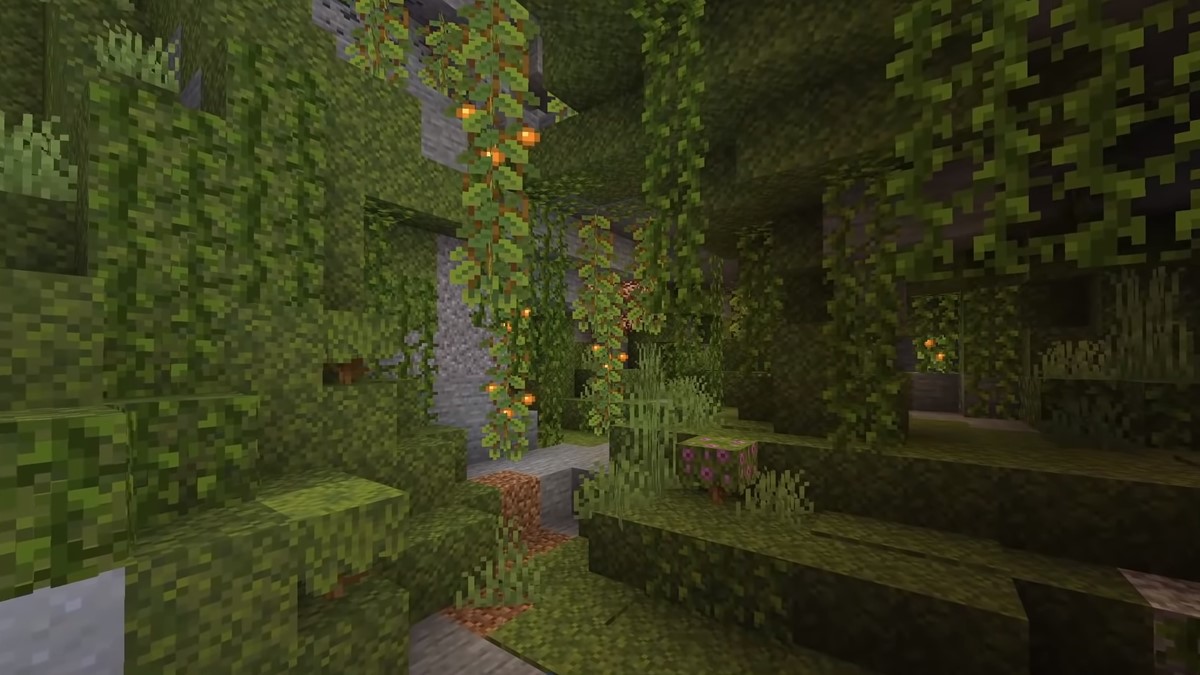 What are in Lush Caves in the Minecraft Caves & Cliffs update?