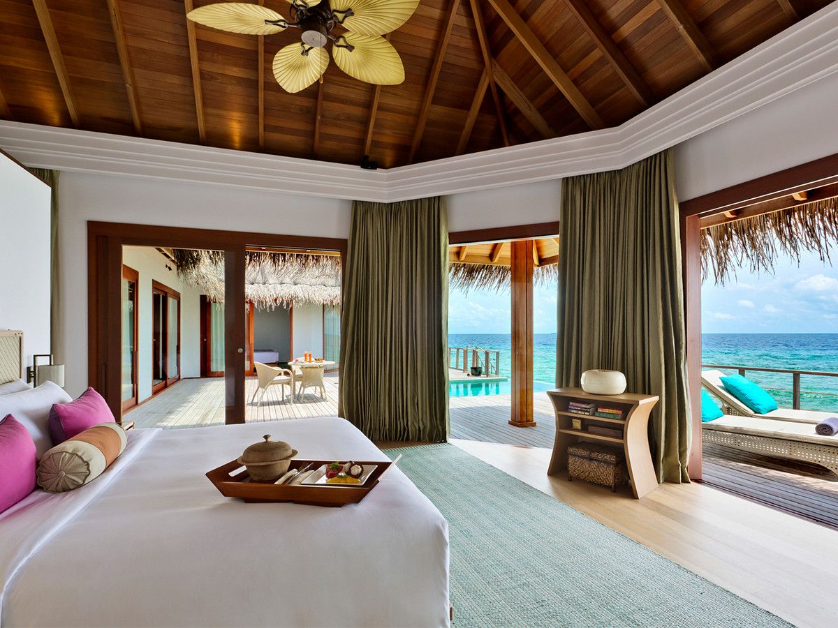 Visit Maldives > Dusit Thani Maldives