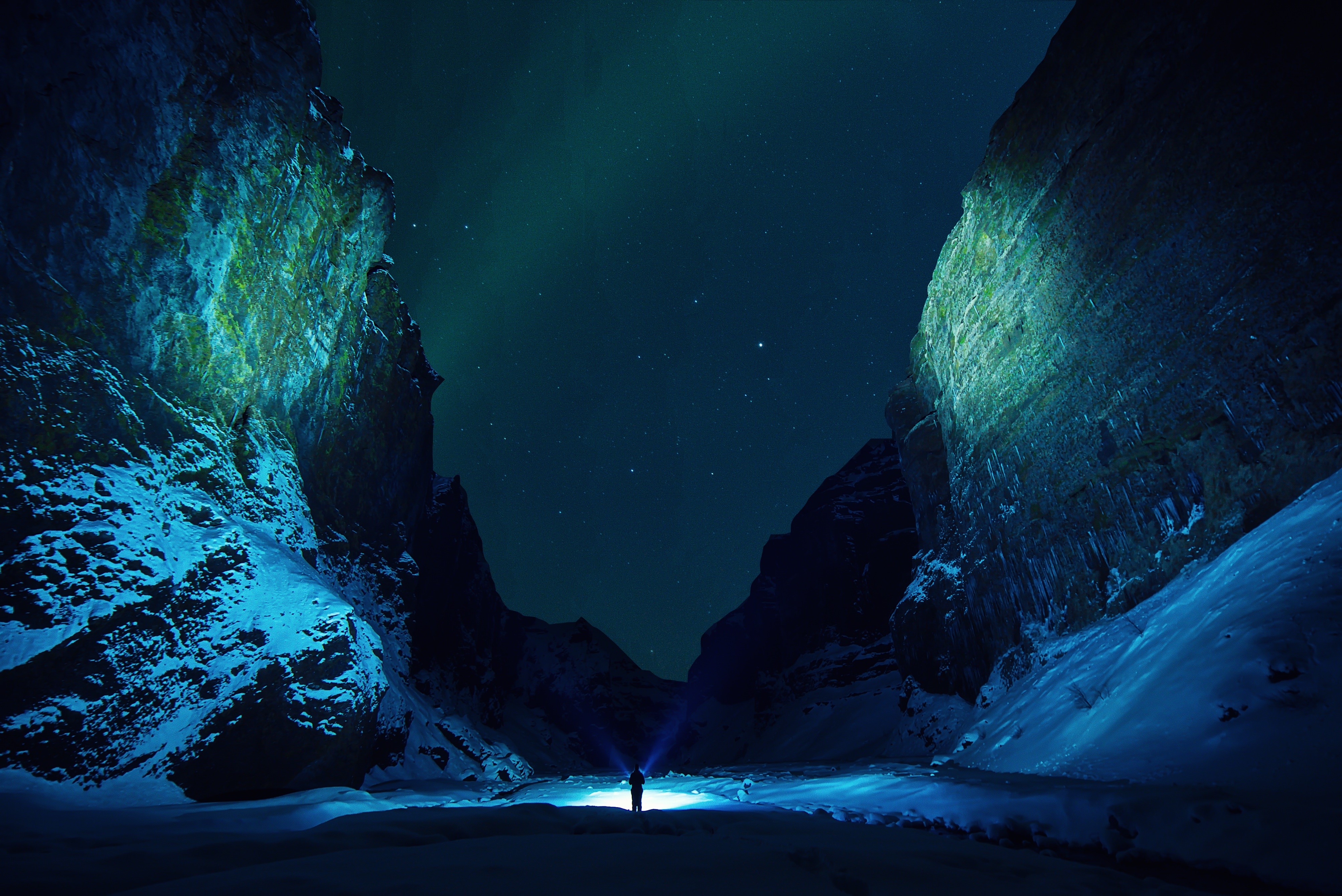 Wallpaper / nature, landscape, mountains, rock, snow, winter, night, lights, men, clear sky, aurorae, stars free download