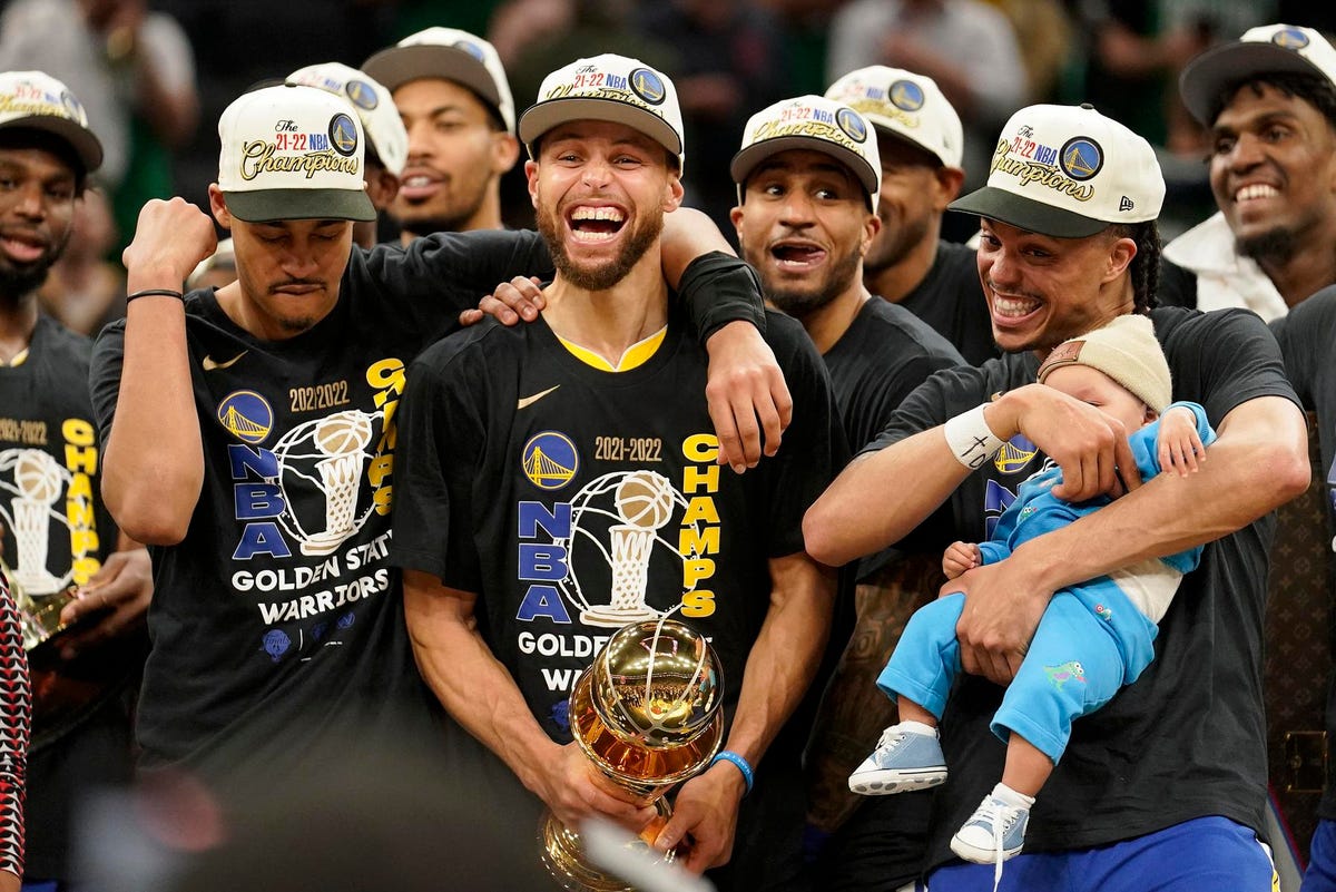 After Winning 7th NBA Title, The Golden State Warriors Are The Early Favorites For 2022 23