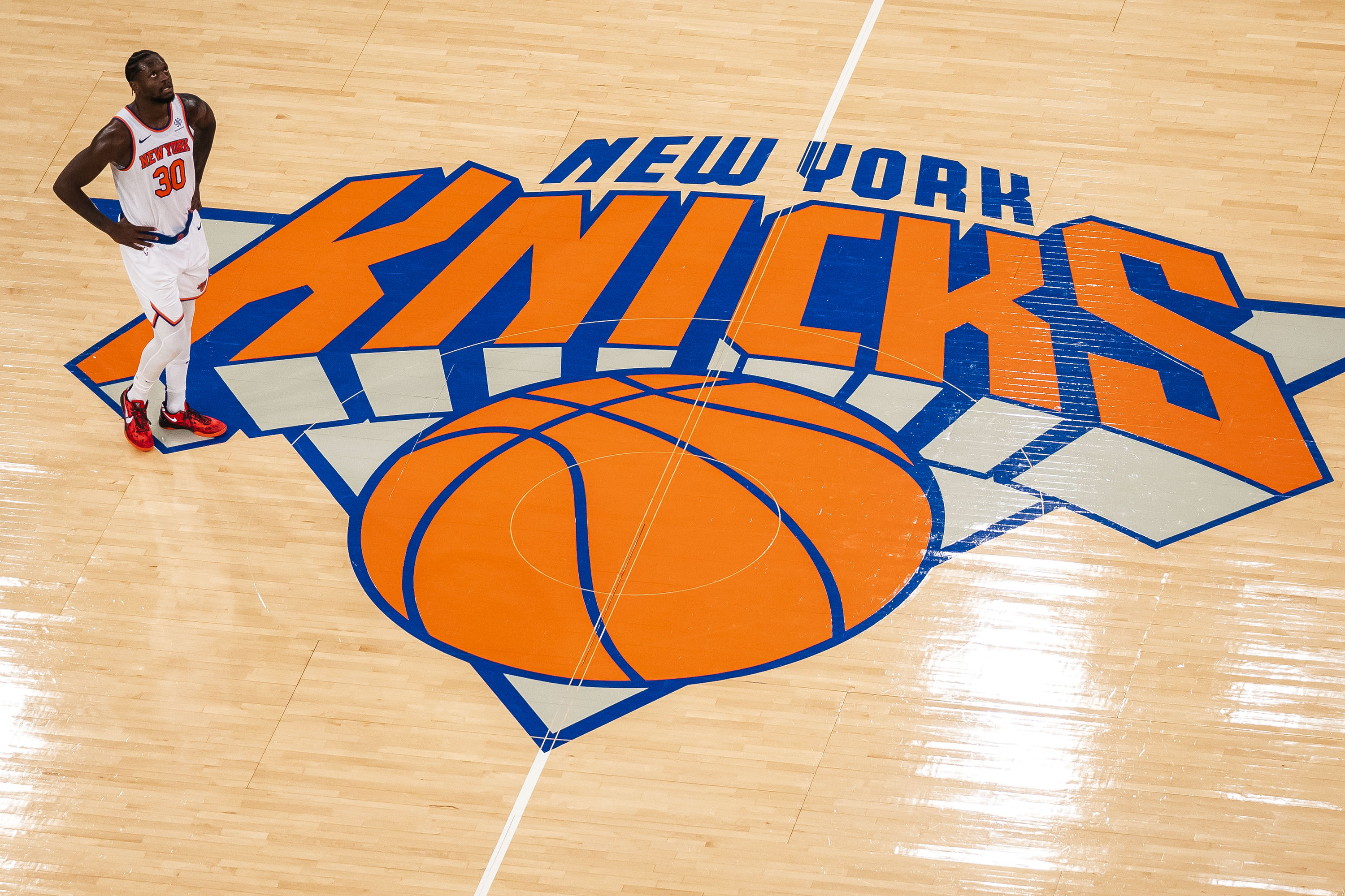 NYC Sports with New York Knicks Basketball