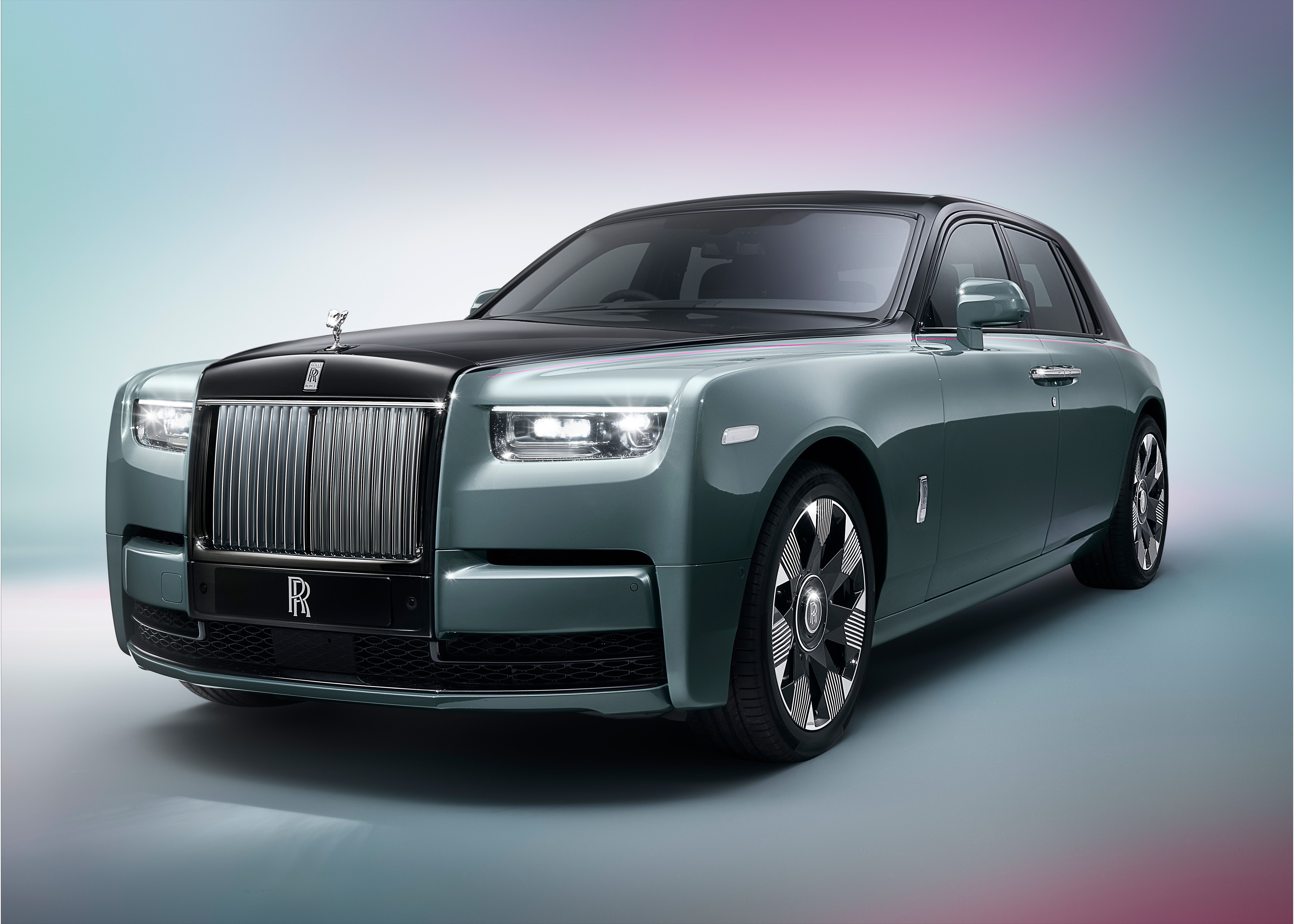 View Photo Of The 2023 Rolls Royce Phantom