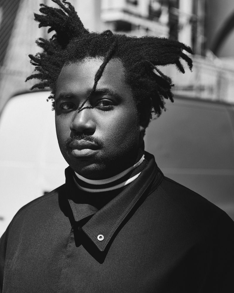 Slideshow Magazine. Singer, Urban star, Art music