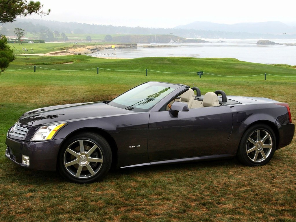 Cadillac XLR 001