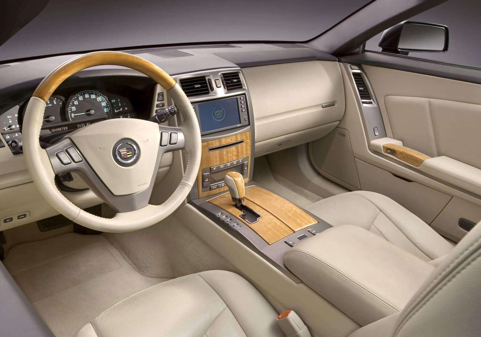 Cadillac XLR Interior Photo