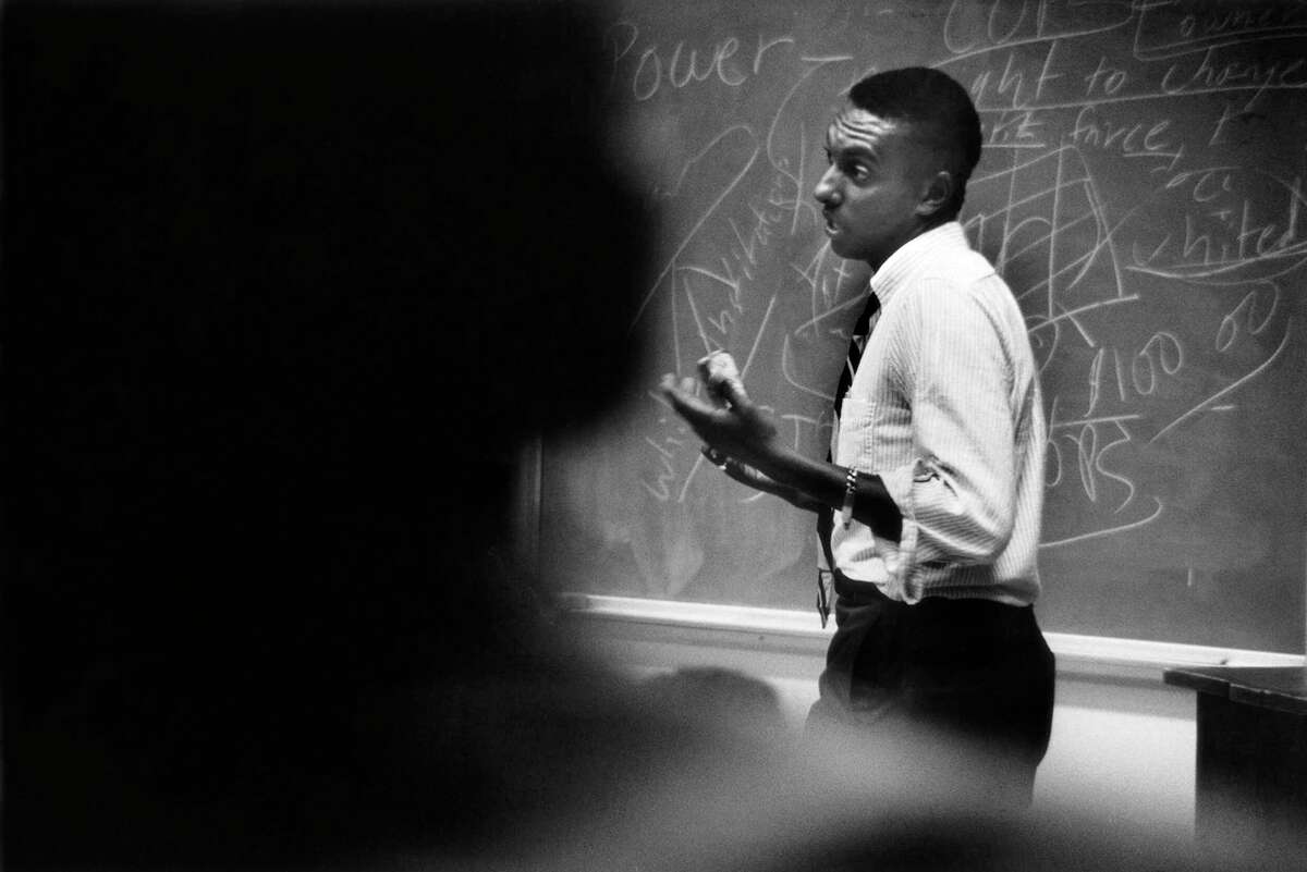 Gordon Parks' photo at MFAH show Black Power's dignity