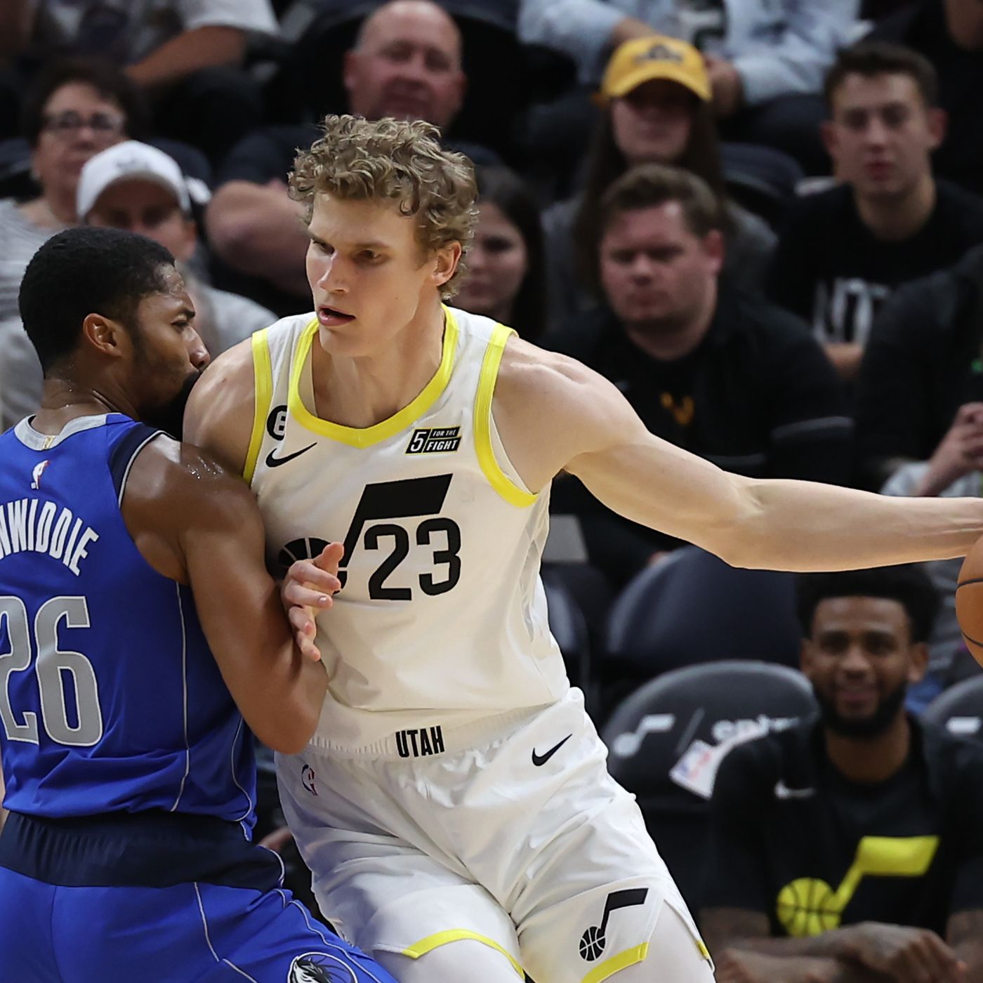 Grading the Dallas Mavericks: who's guarding Lauri Markkanen?