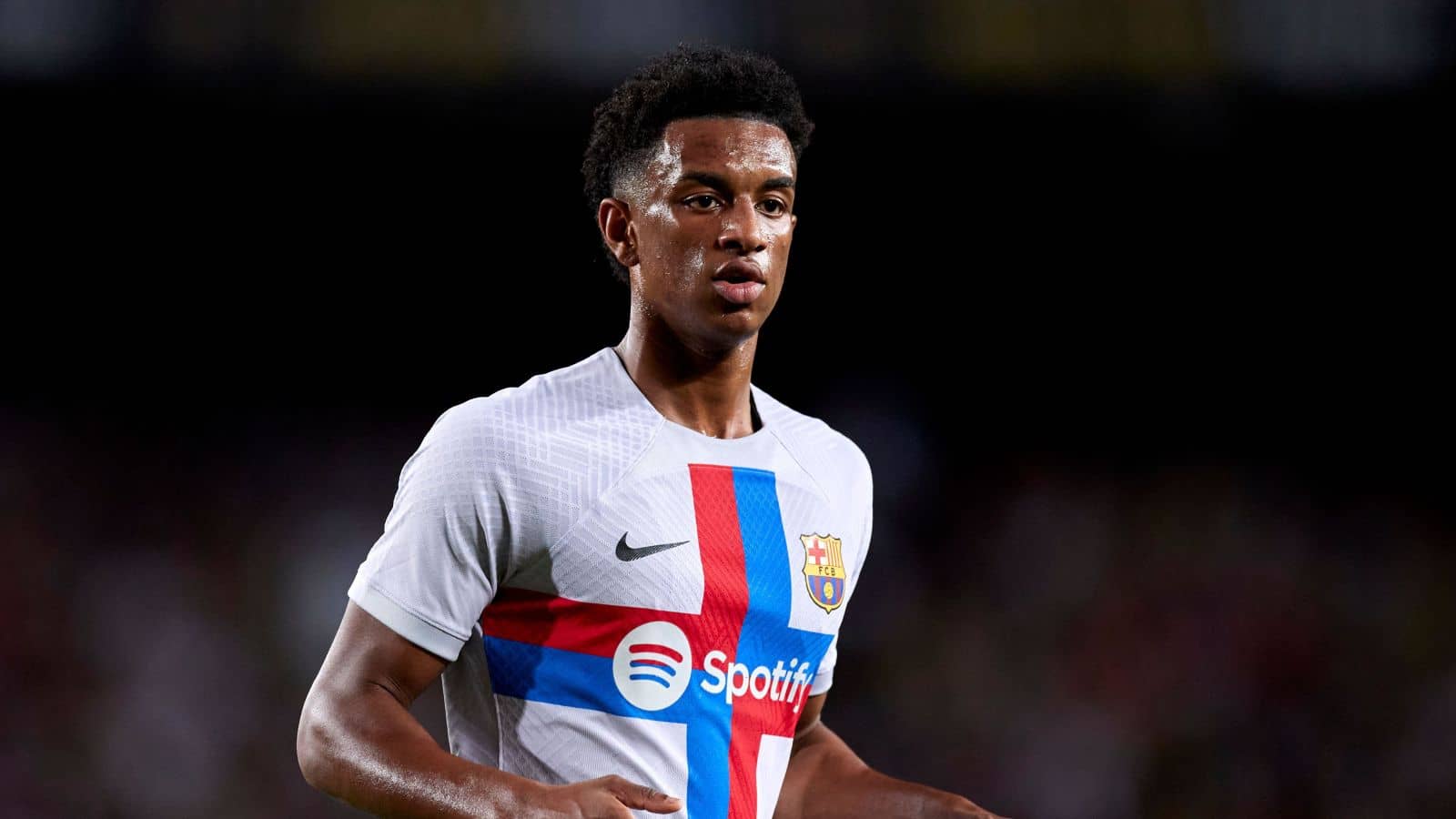 Chelsea to swoop for Barcelona defender in 2023 in move that spells bad news for £45m Lampard signing