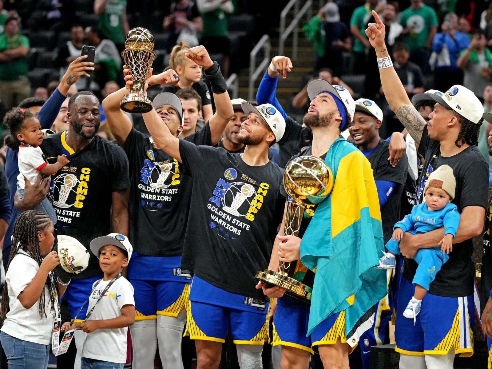Golden State Warriors favorite to win 2023 NBA Finals