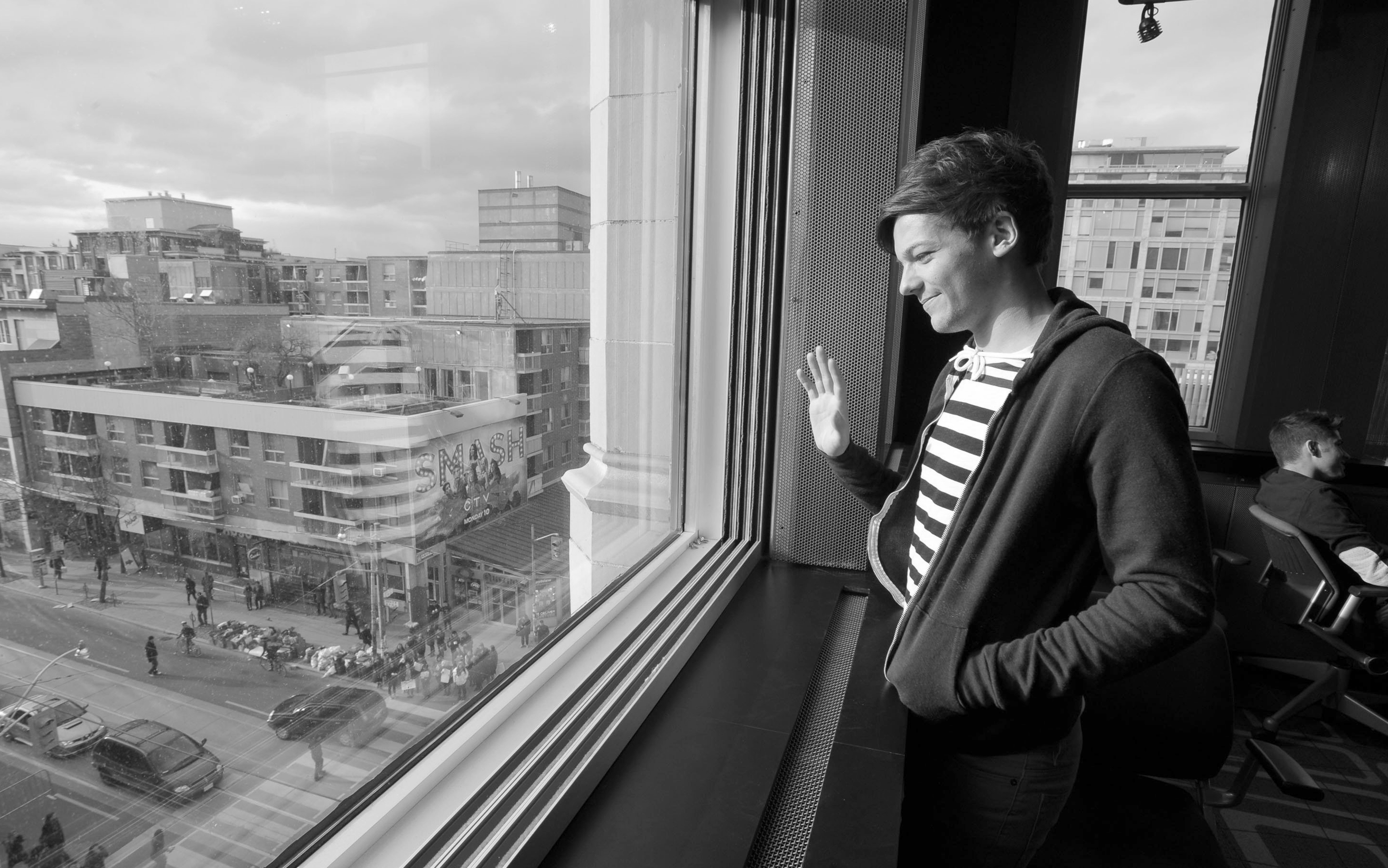 Louis Tomlinson Wallpaper High Resolution and Quality Download