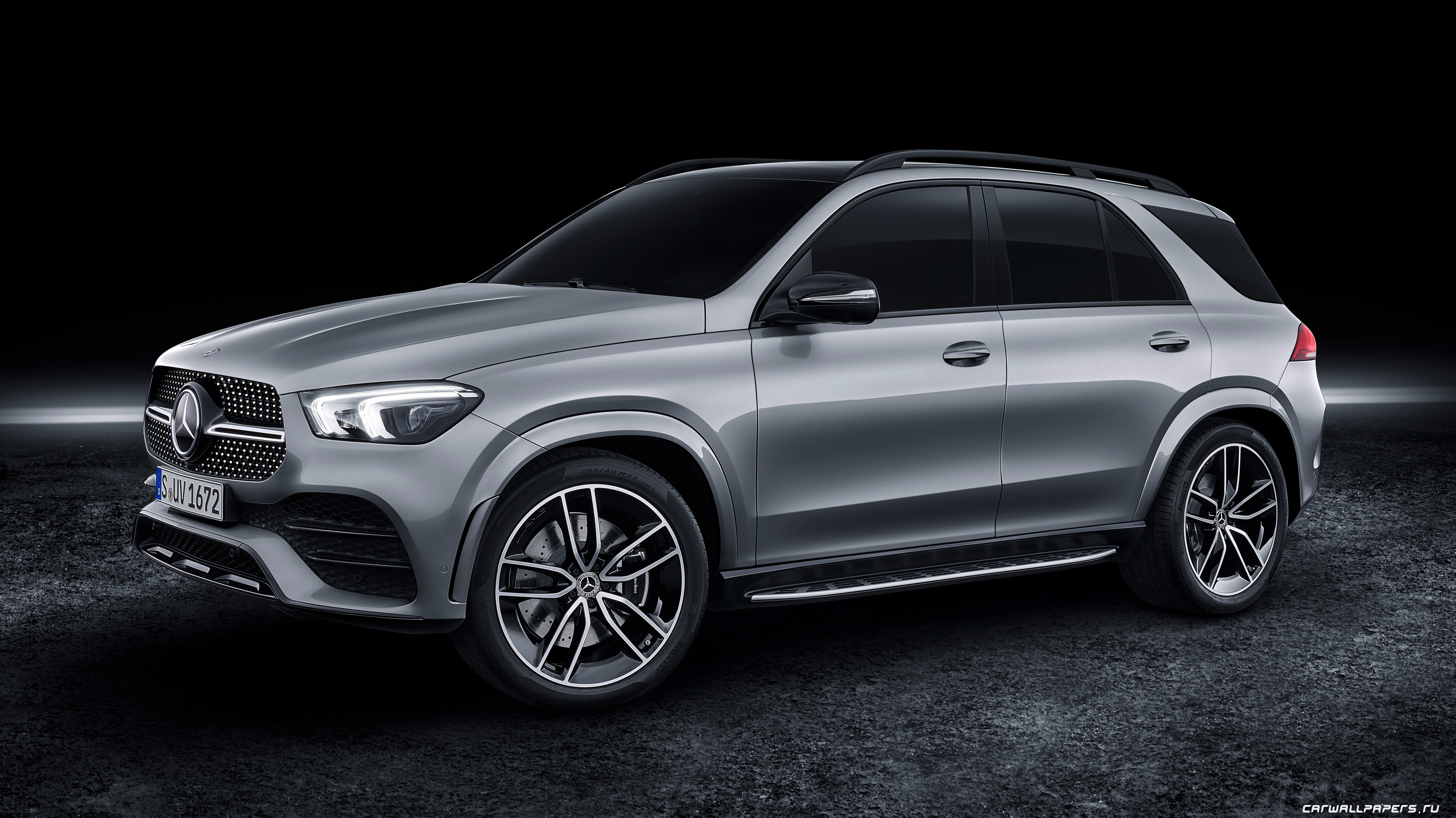 Обои на рабочий стол автомобили Mercedes Benz GLE 450 4MATIC AMG Line