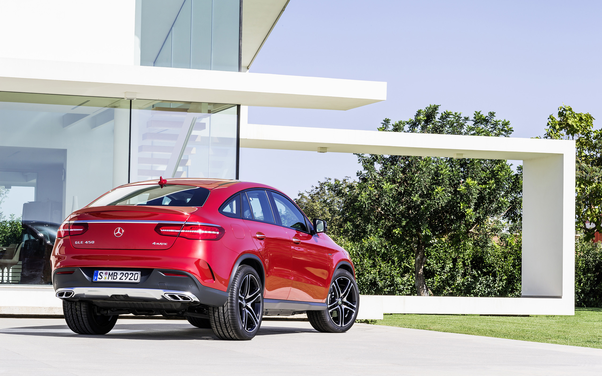 Mercedes Benz GLE 450 AMG Coupe Wallpaper