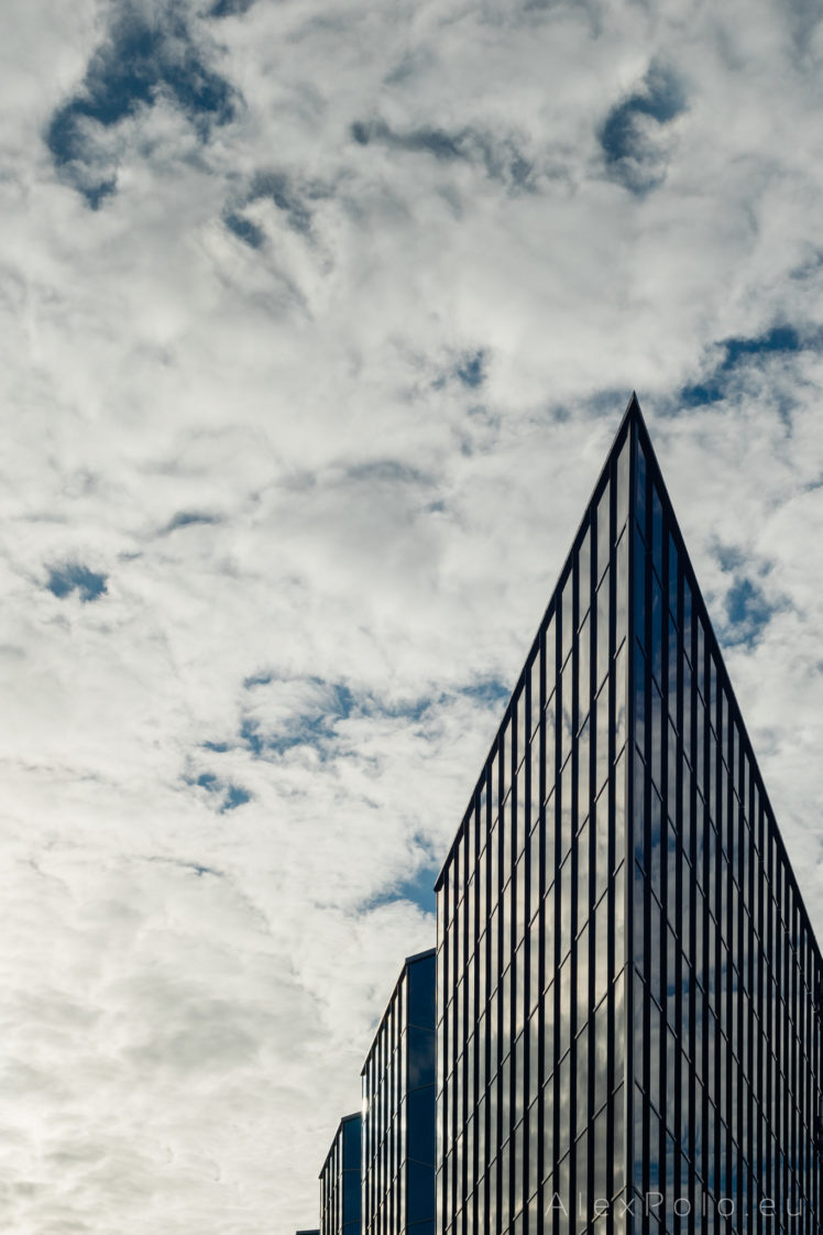 Modern Business Building Exterior Wallpaper HD / Desktop and Mobile Background